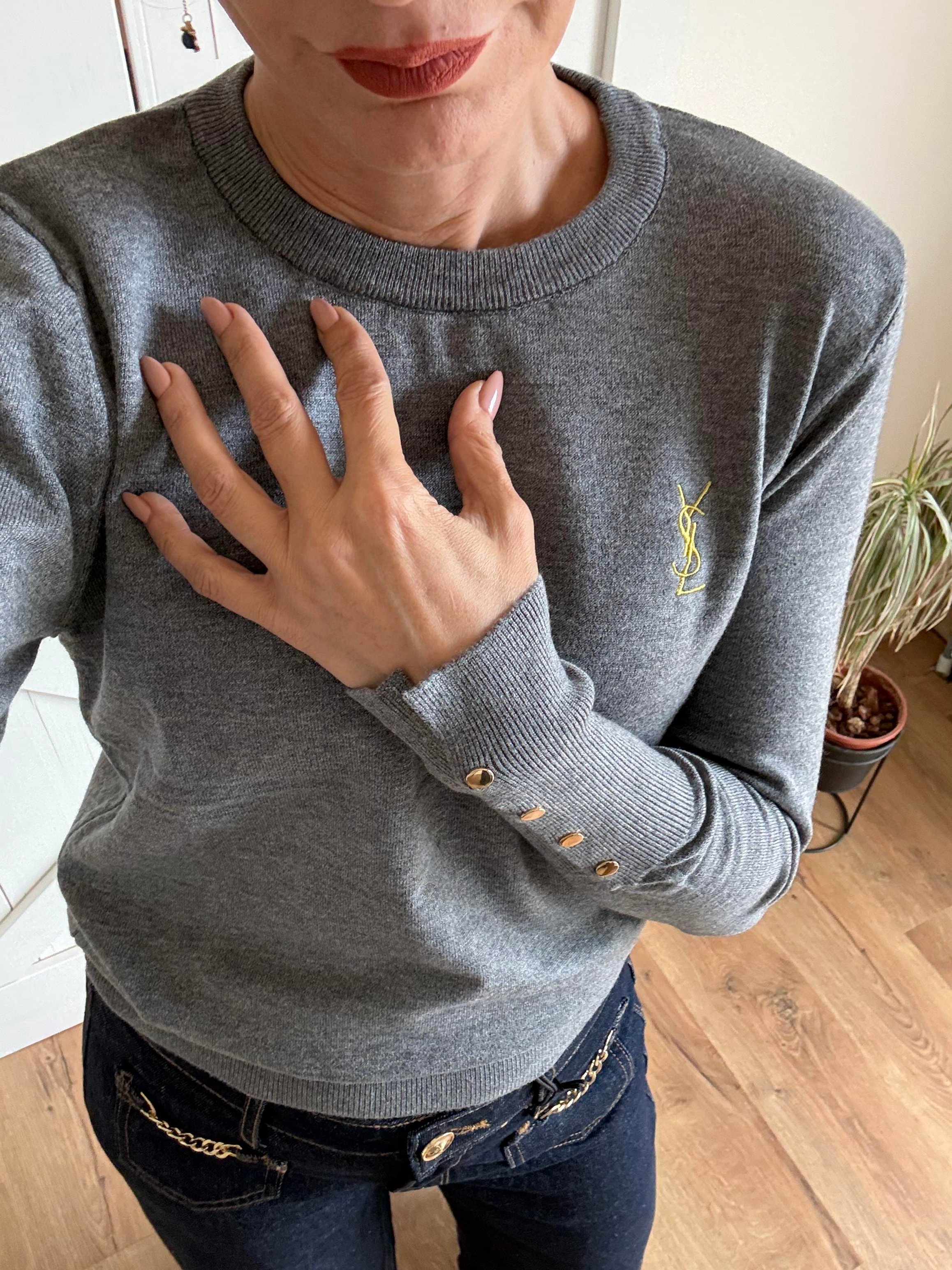 Gri Ysl Bilekleri Zımbalı Triko