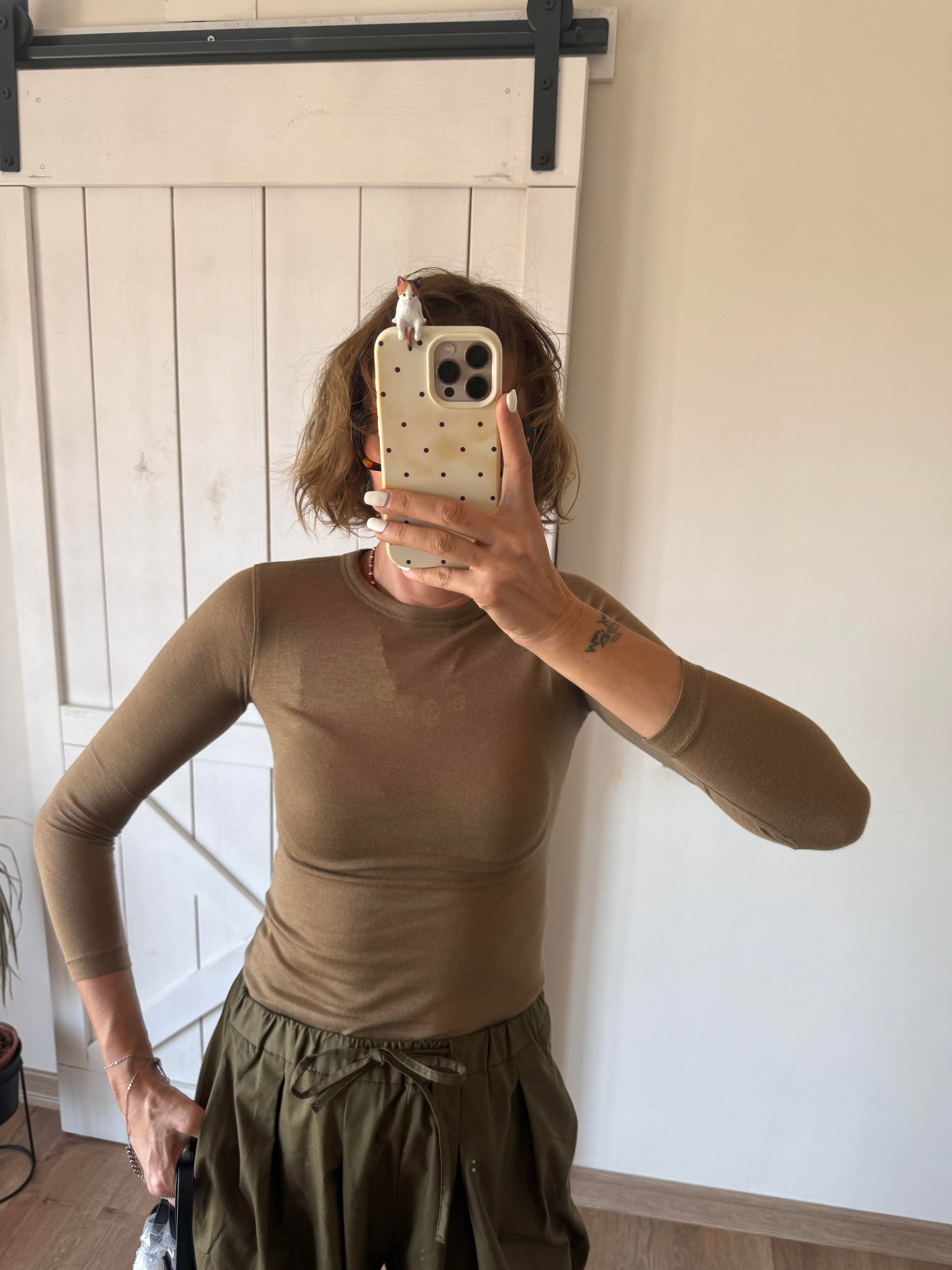 Haki Hafif Transparan Bluz