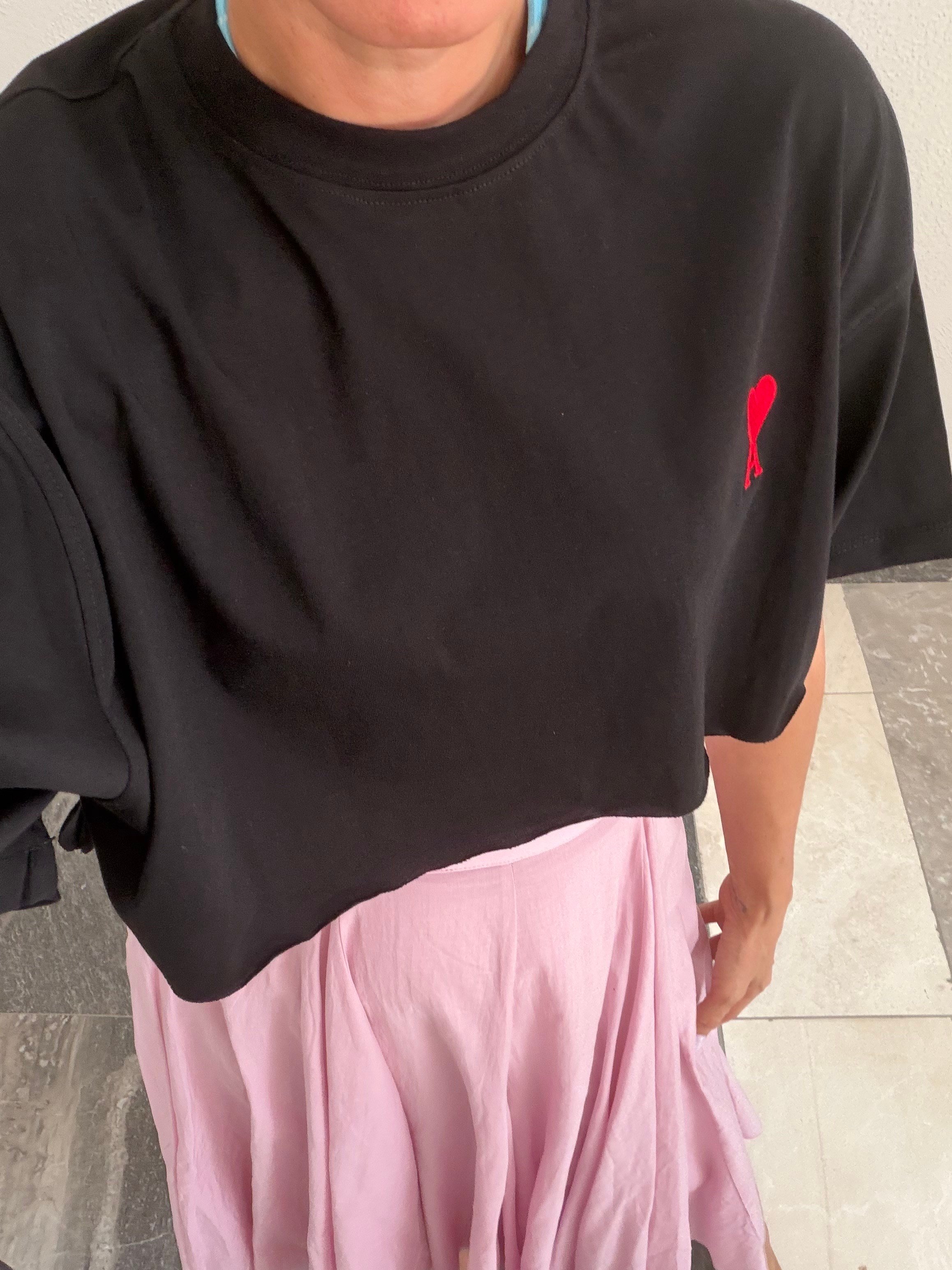 Heart Crop Tshirt Black