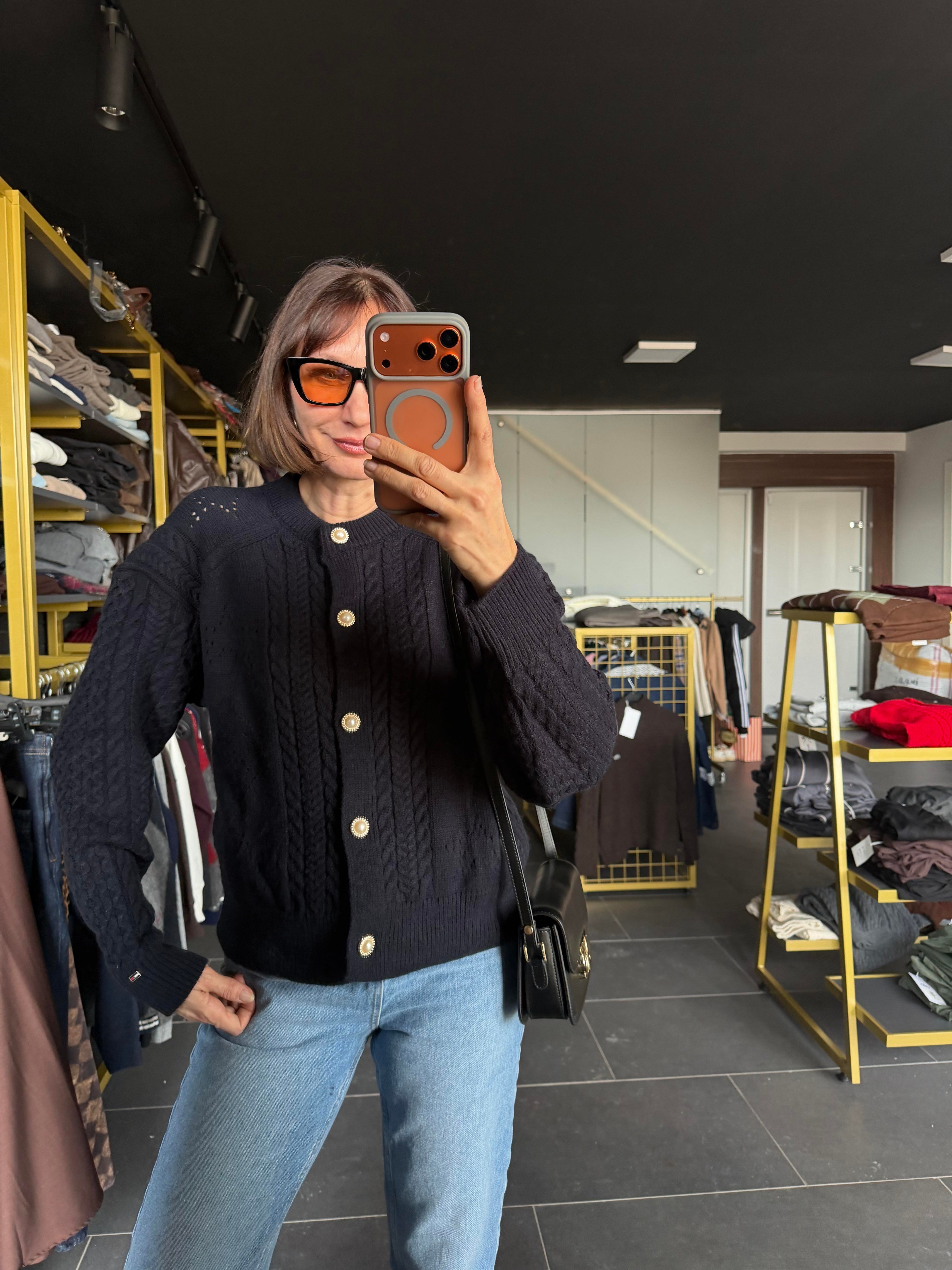 İnci Düğmeli Premium Hırka