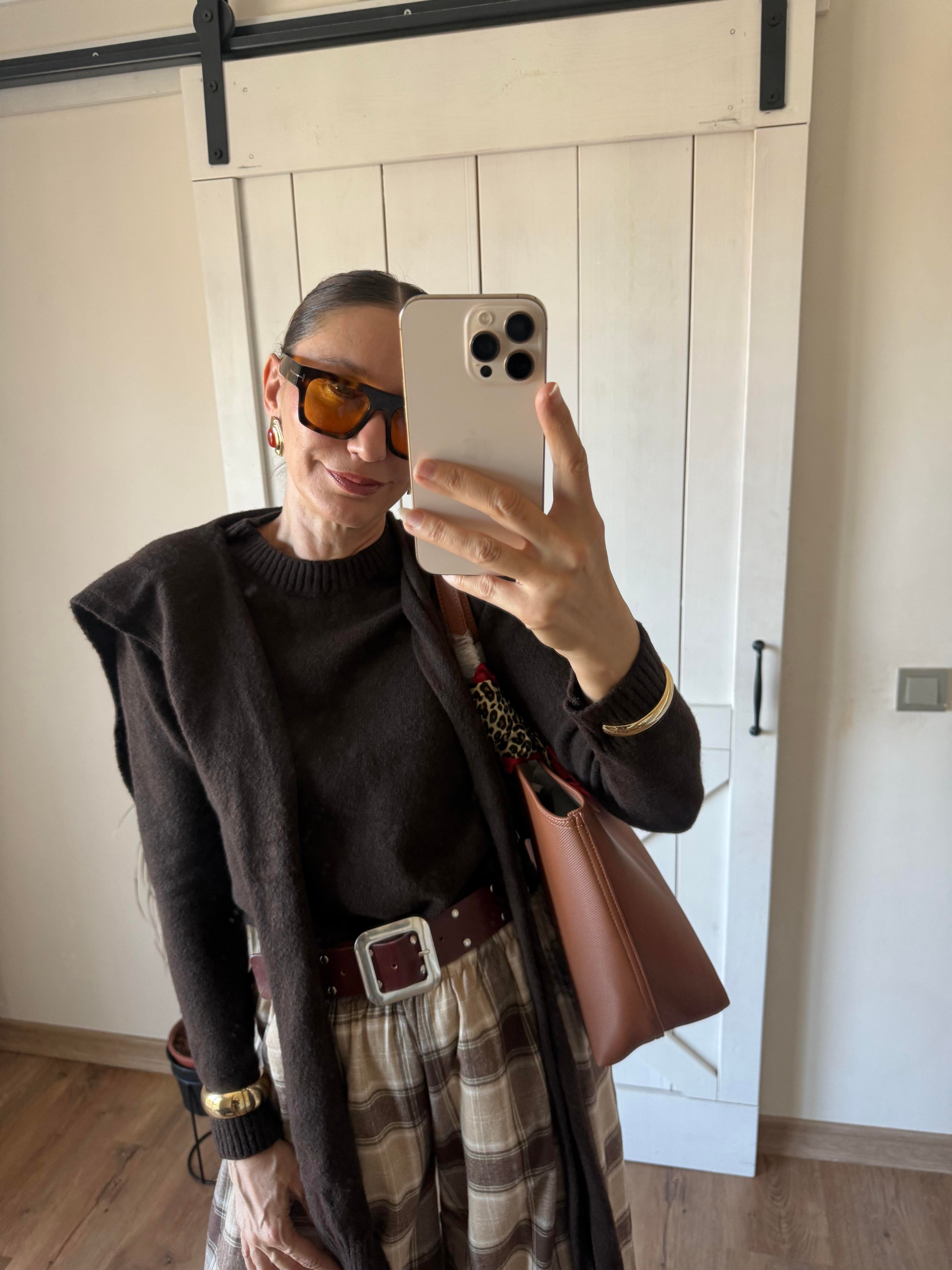 Kahve Atkı Detaylı Triko