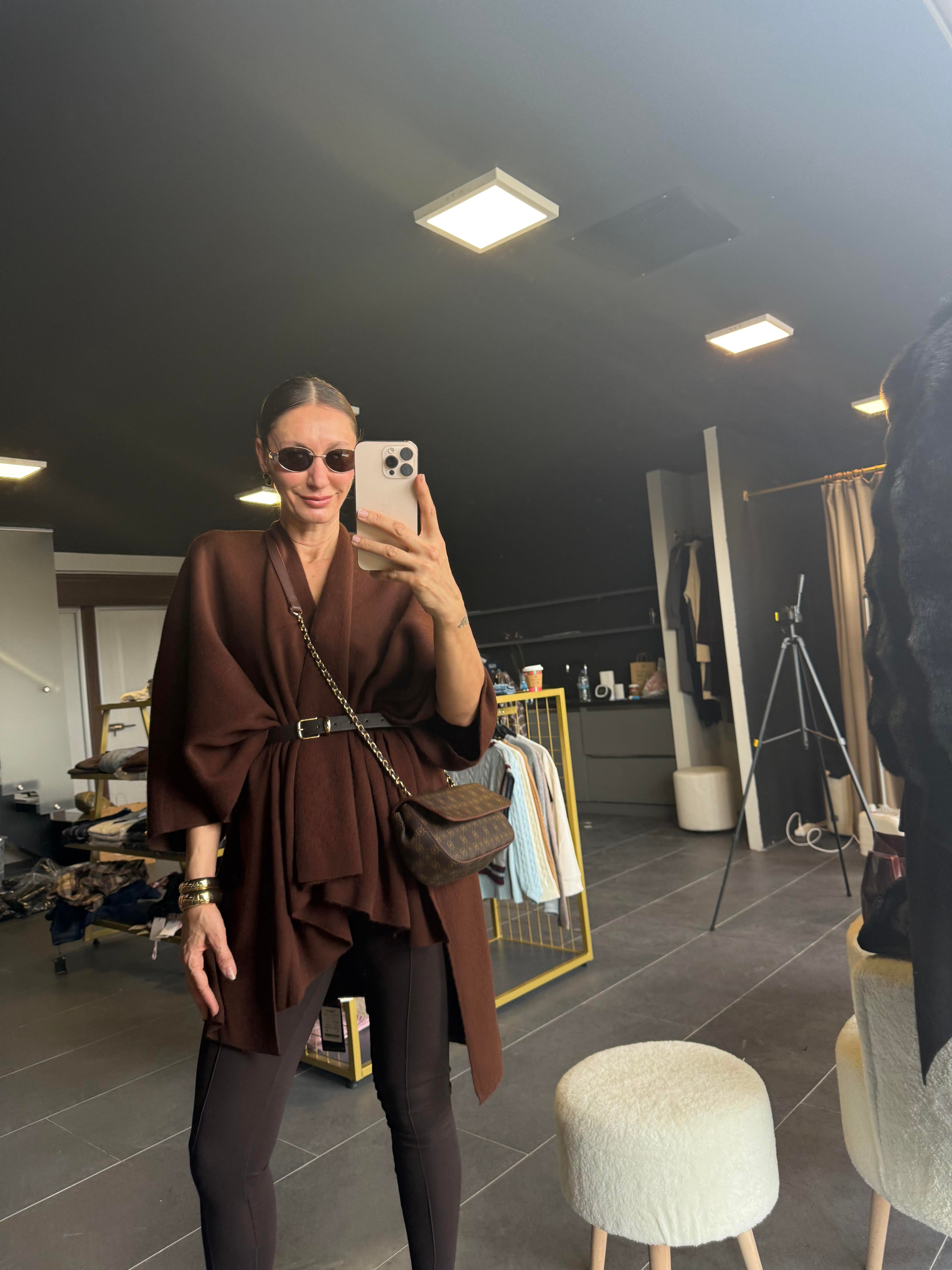 Kahve Deri Kemerli Panço