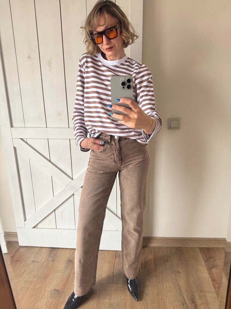 Kahverengi Çizgi Detaylı Basic