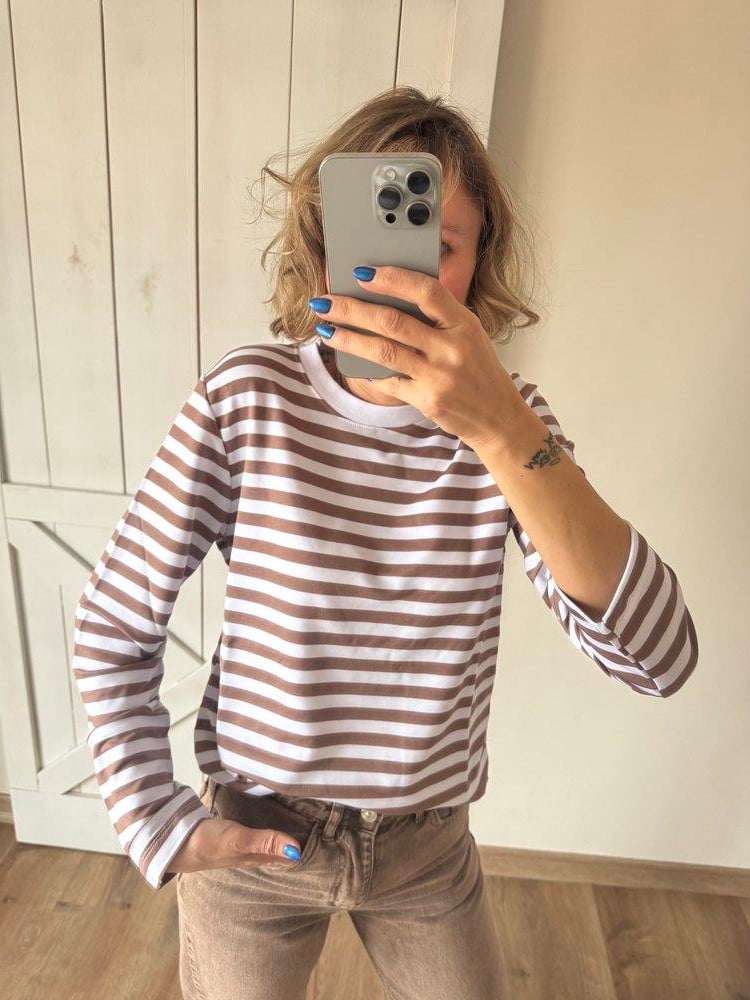 Kahverengi Çizgi Detaylı Basic