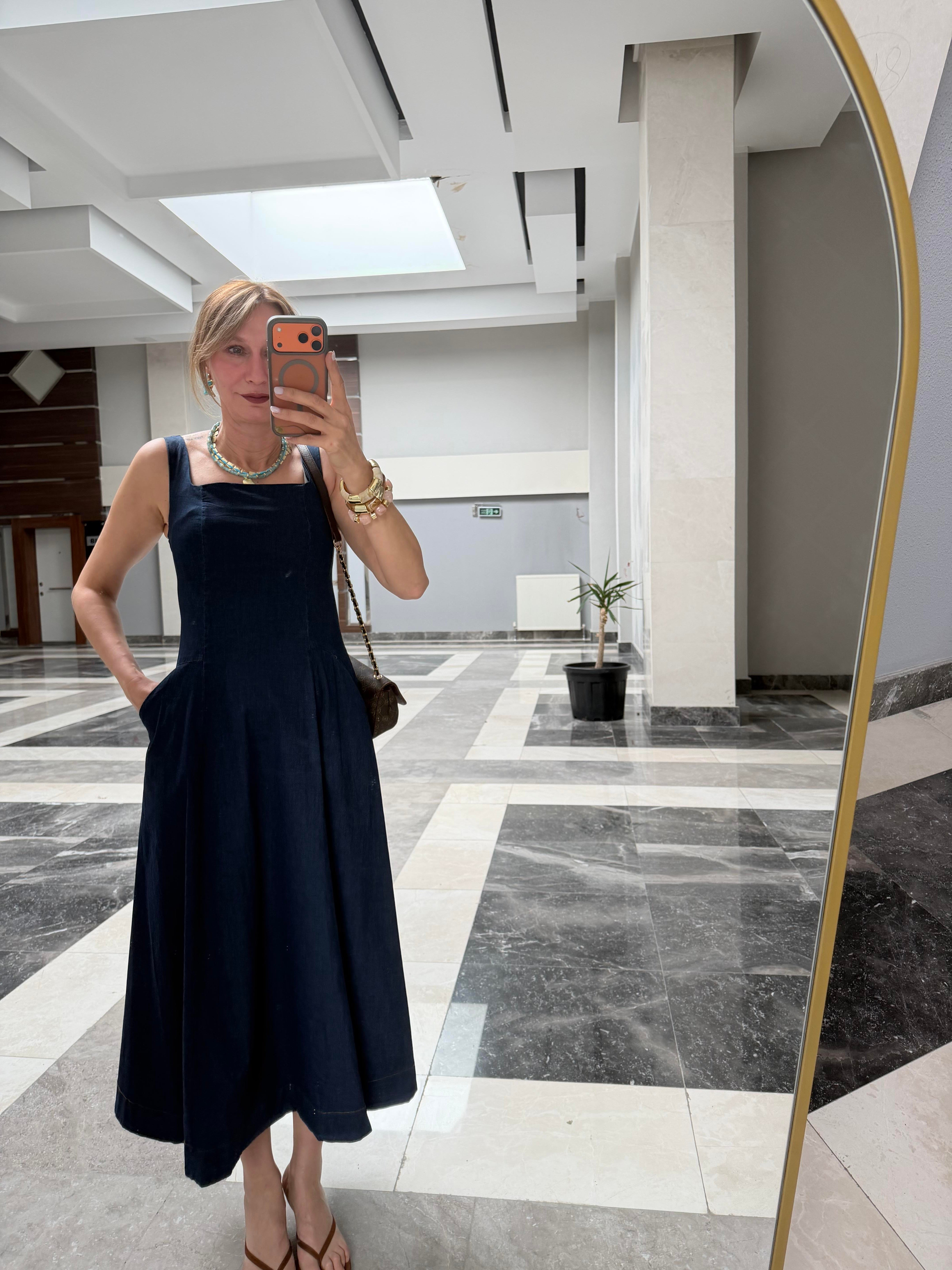 Kare Yaka Denim Görünümlü Elbise