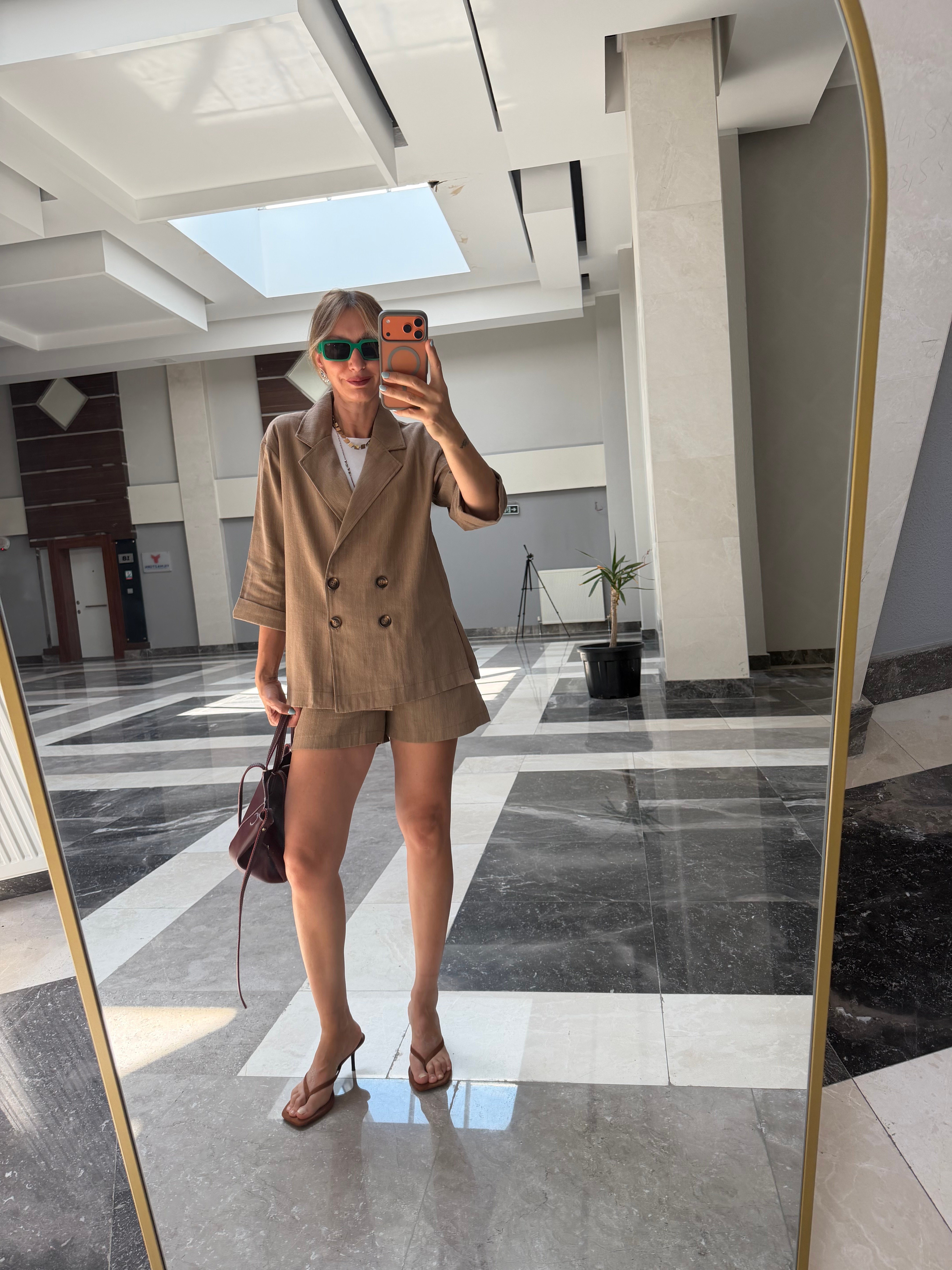 Keten Blazer Şort Kahve KremTakım
