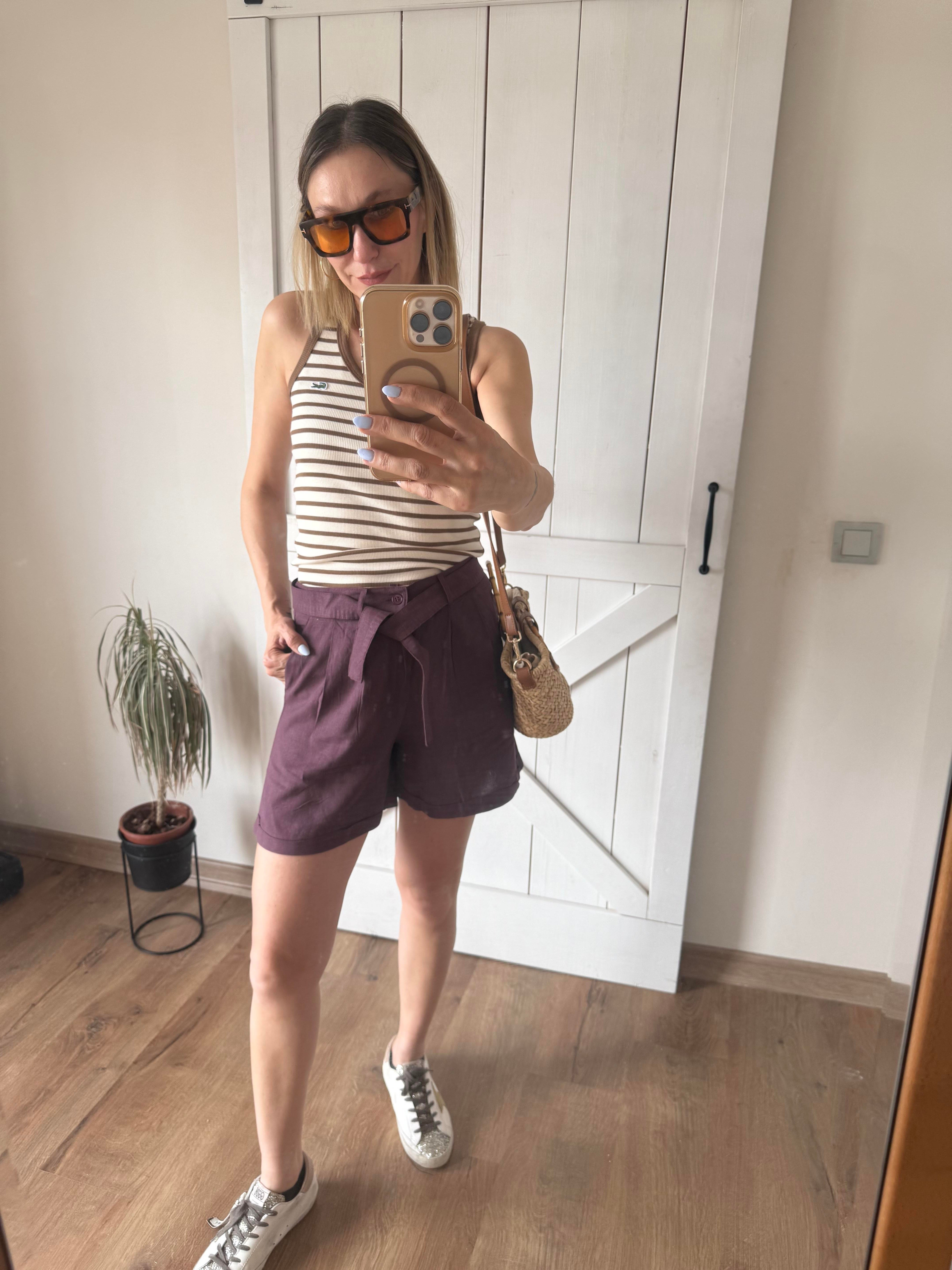 Keten Bordo Kuşaklı Şehir İçi Boy Şort