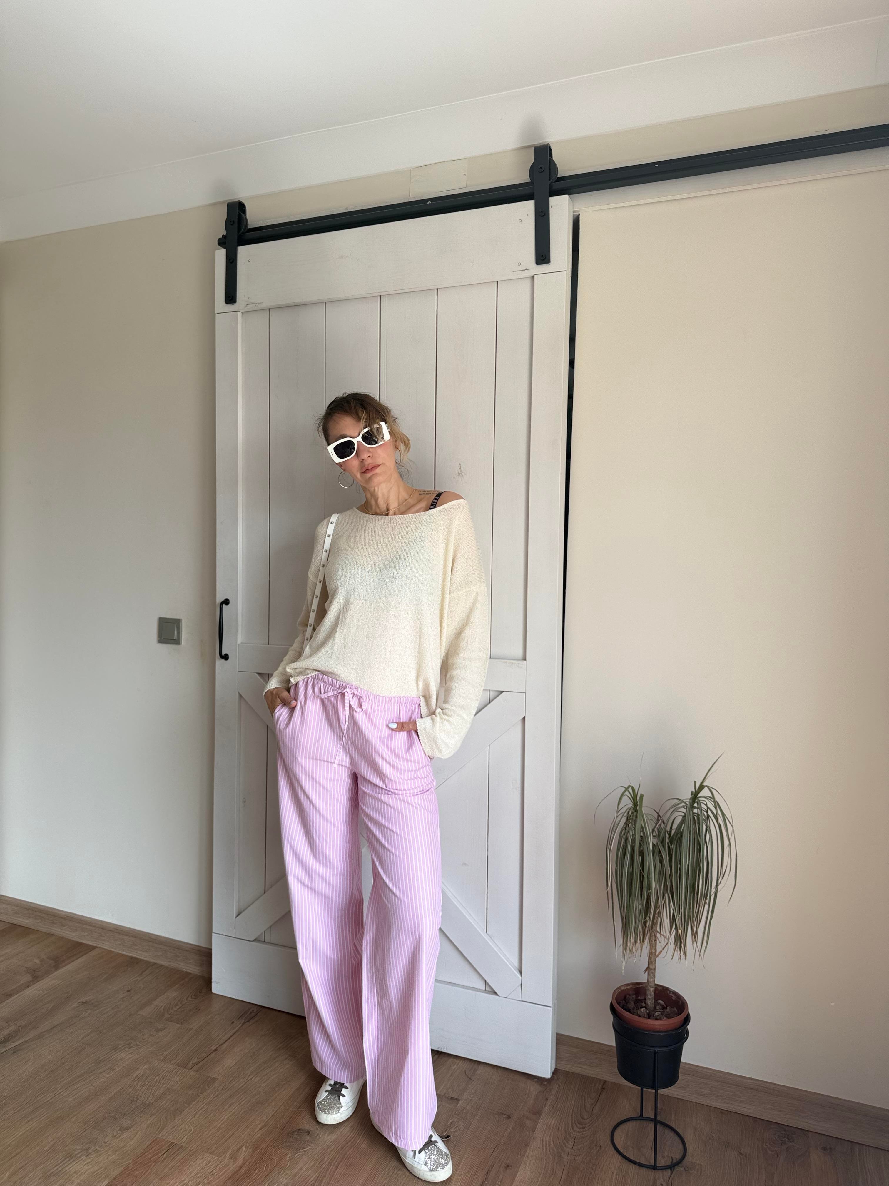 Kiraz Çiçeği Beli Lastikli Çizgili Pantolon