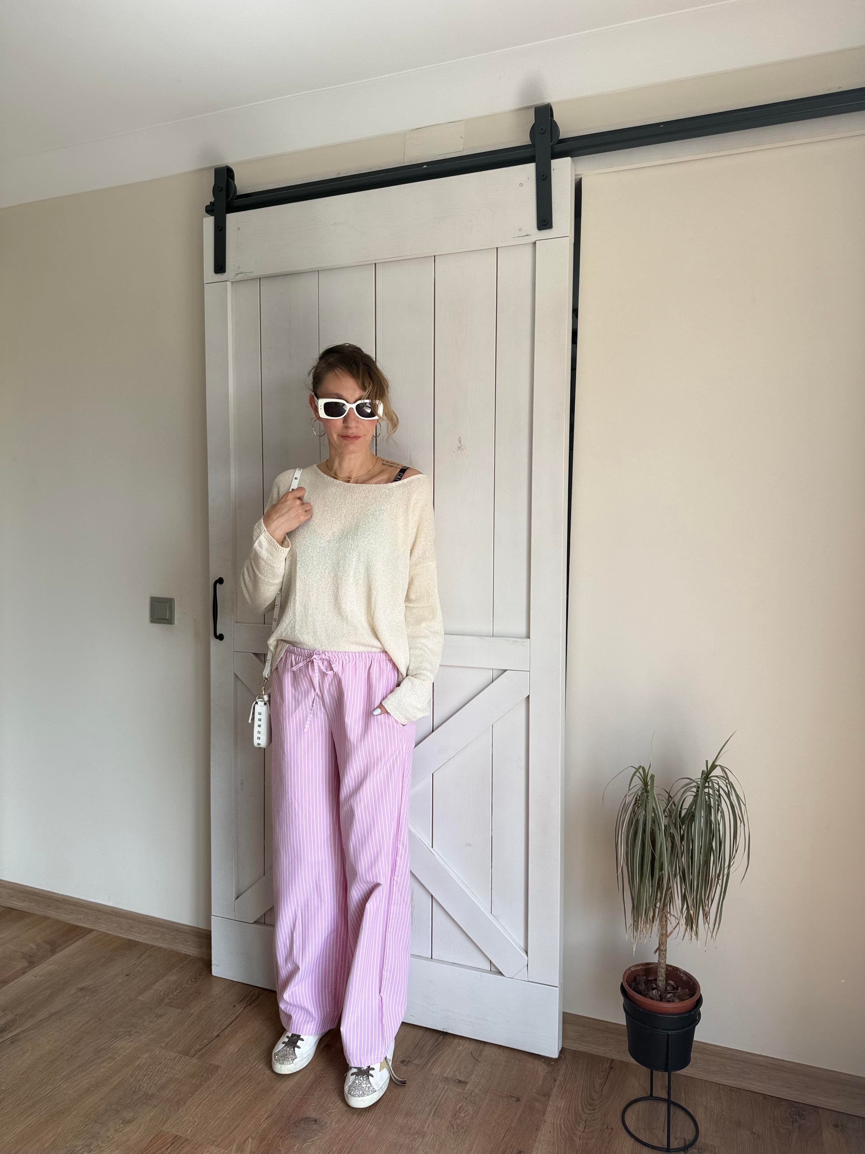 Kiraz Çiçeği Beli Lastikli Çizgili Pantolon