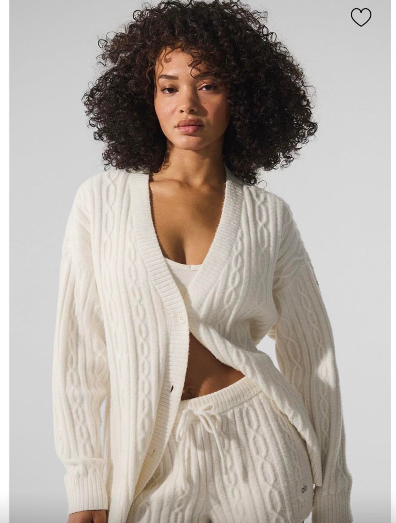 Kırık Beyaz Aloha Hırka