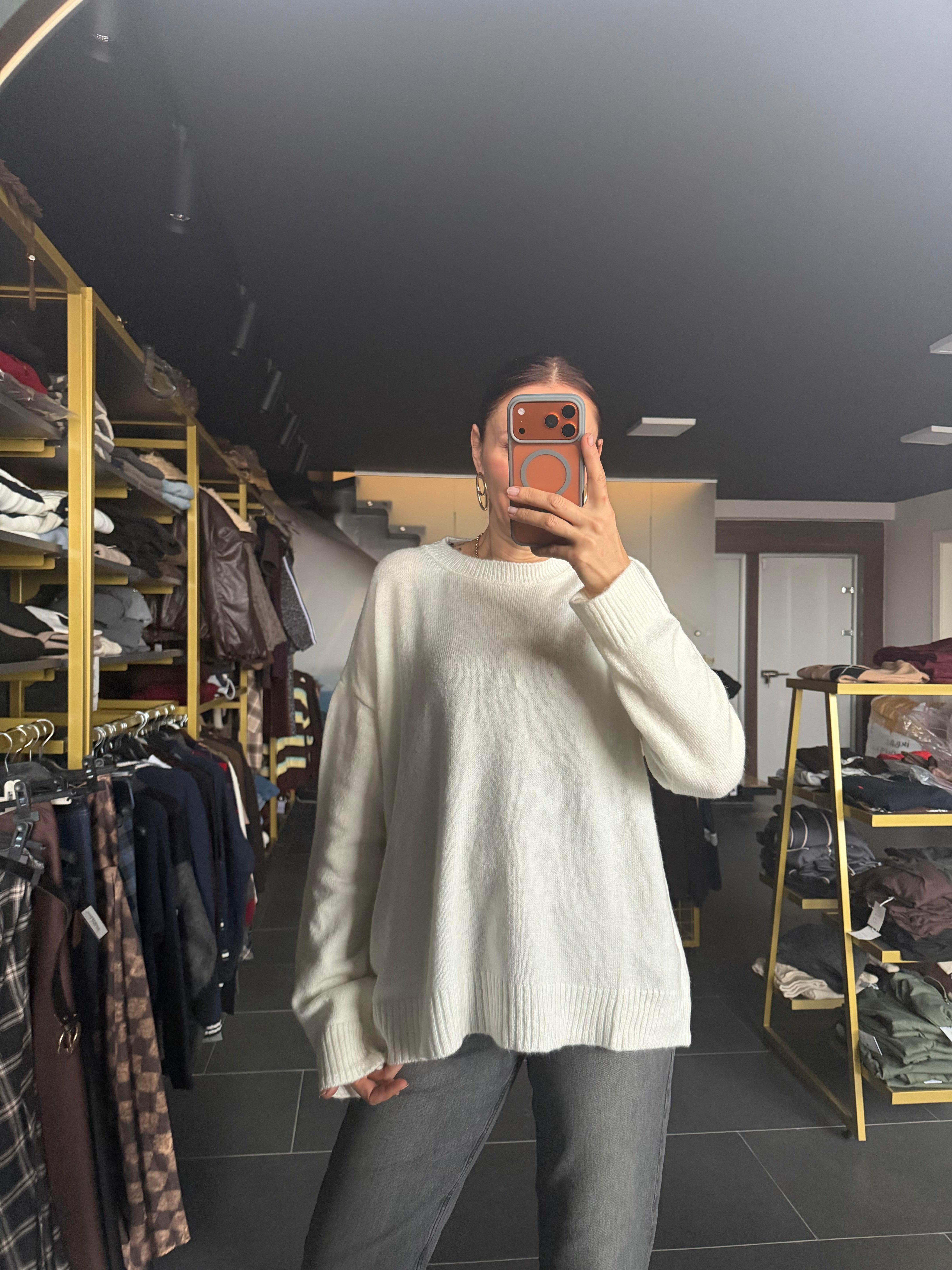 Kırık Beyaz Basic Salaş Kazak