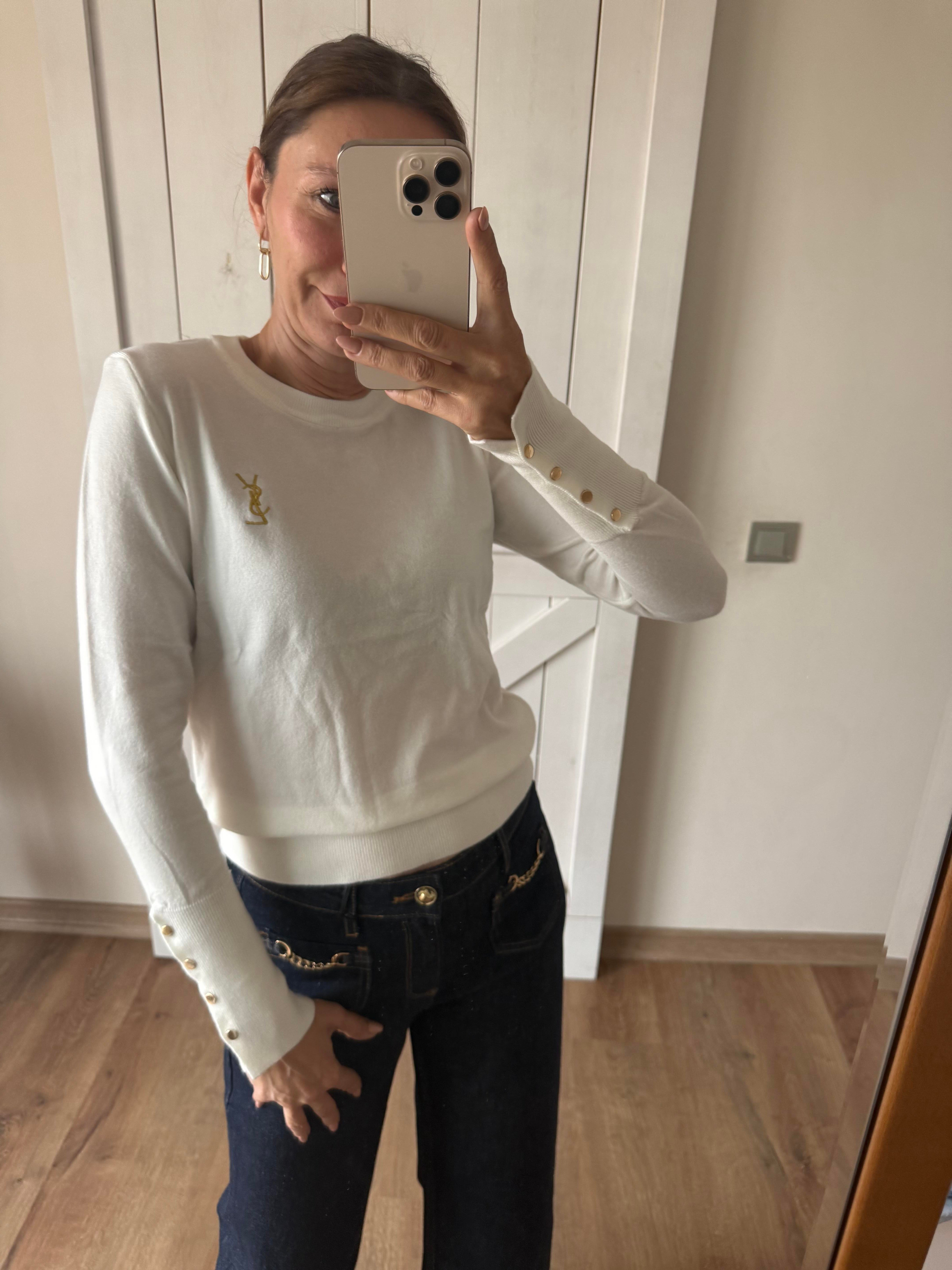 Kırık Beyaz Bilekleri Zımbalı Ys Triko