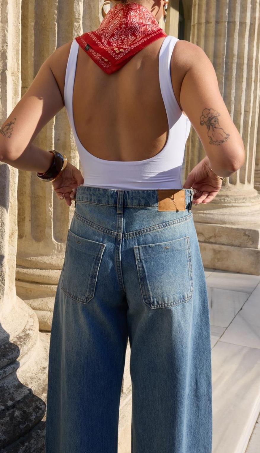 Klasik Jean Rengi Yüksek Bel Paçası Kesik Slouchy Jean Pantolon