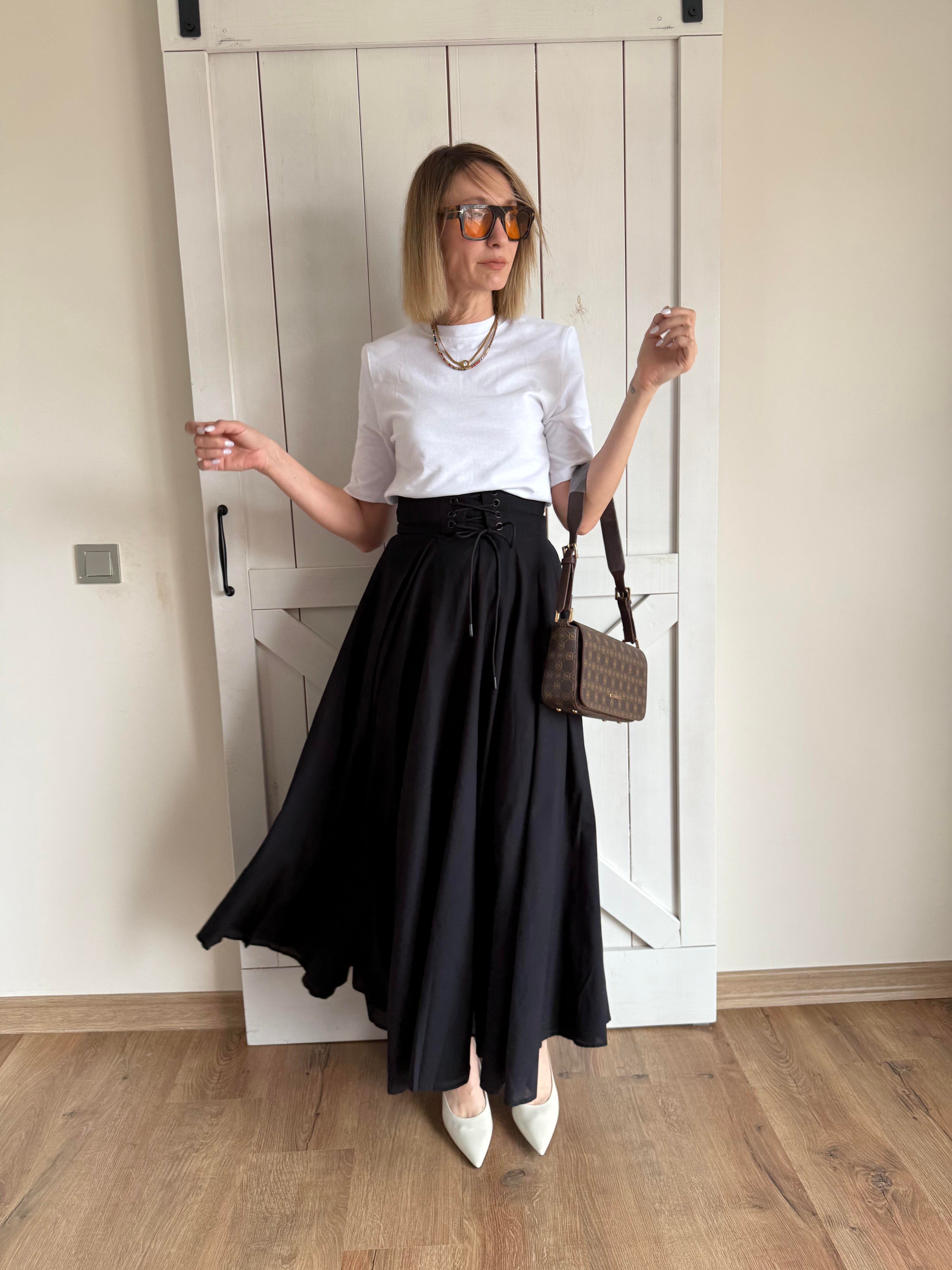 Korse Detaylı Siyah Max Etek