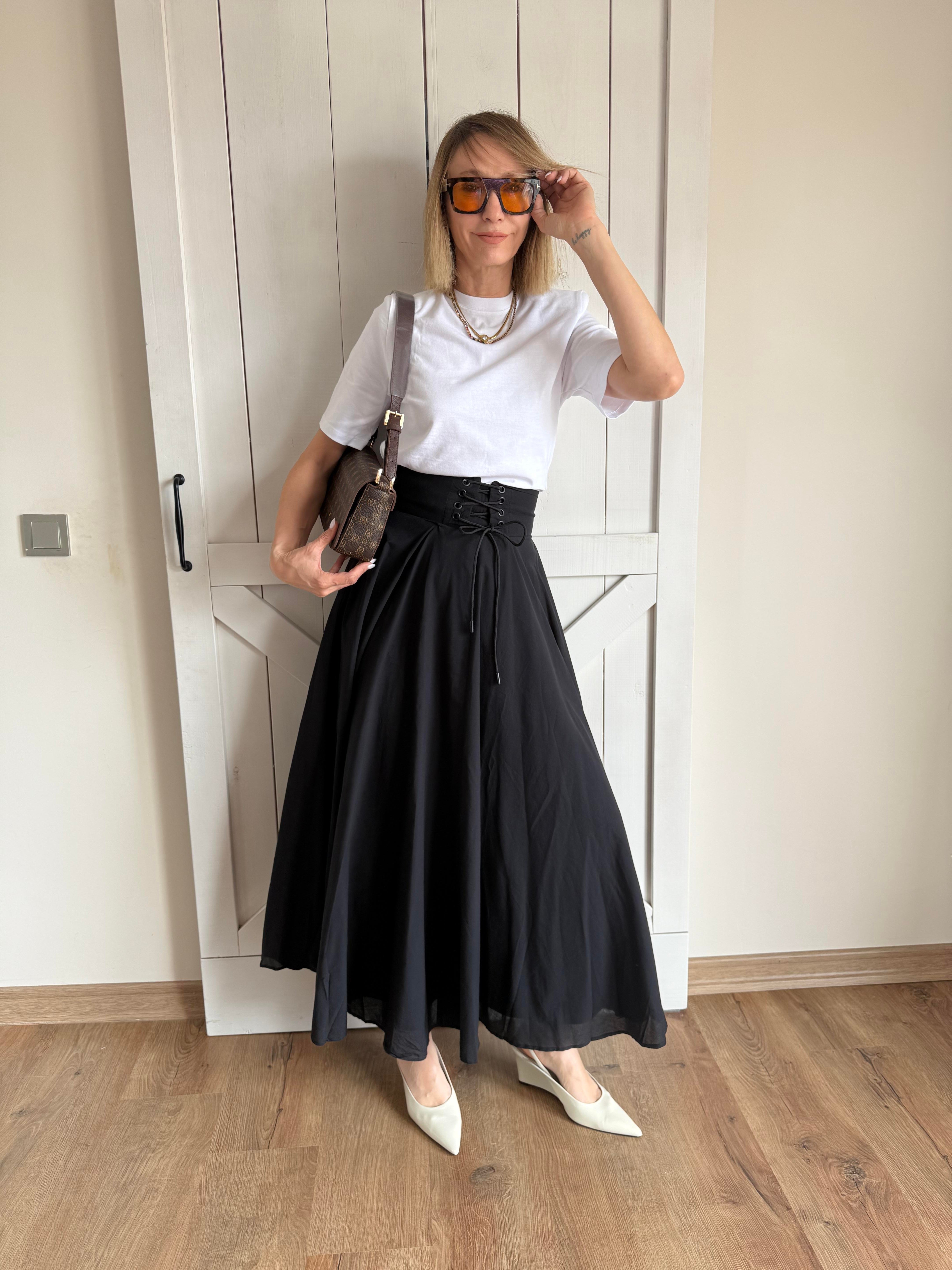 Korse Detaylı Siyah Max Etek