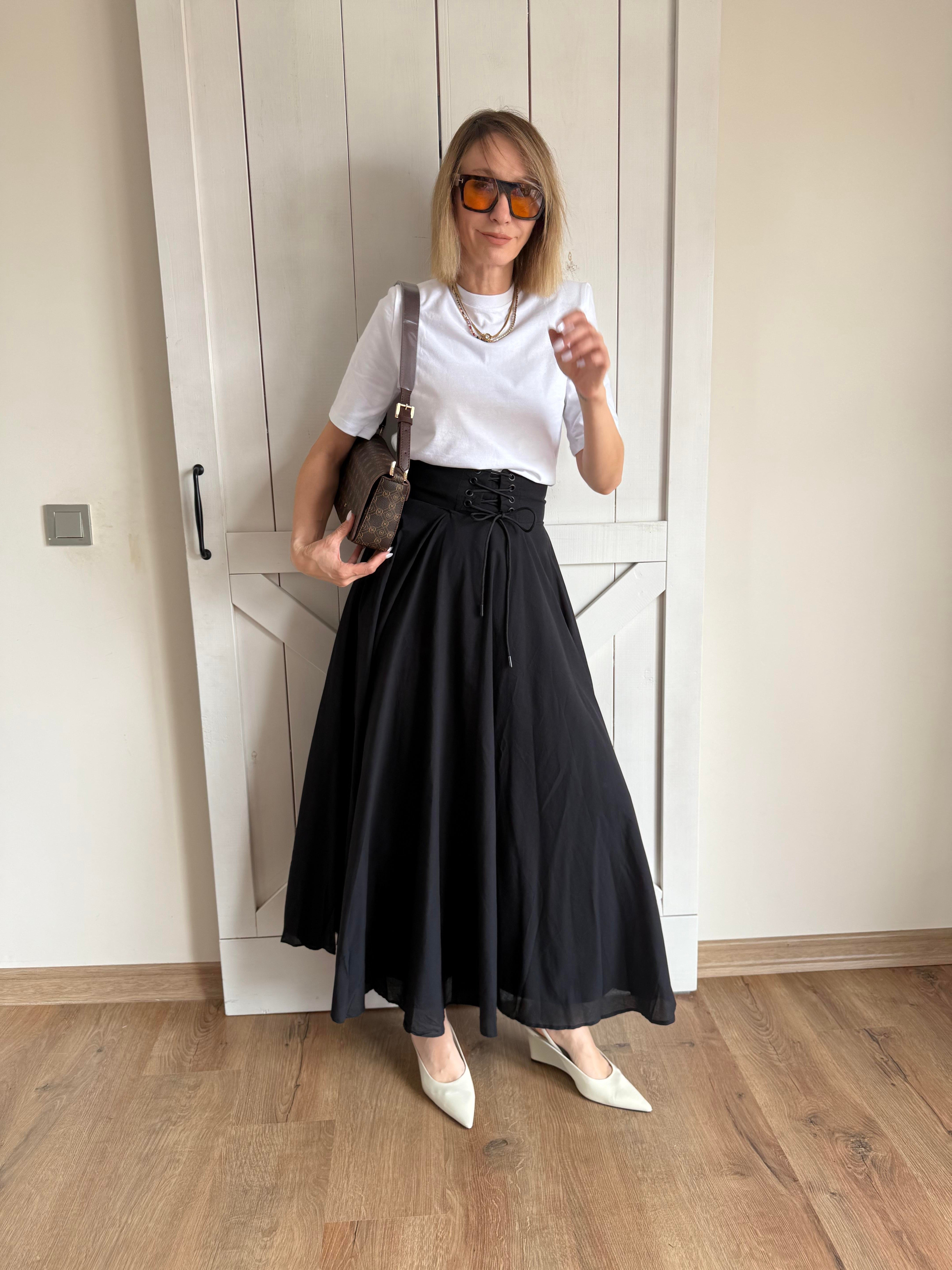 Korse Detaylı Siyah Max Etek