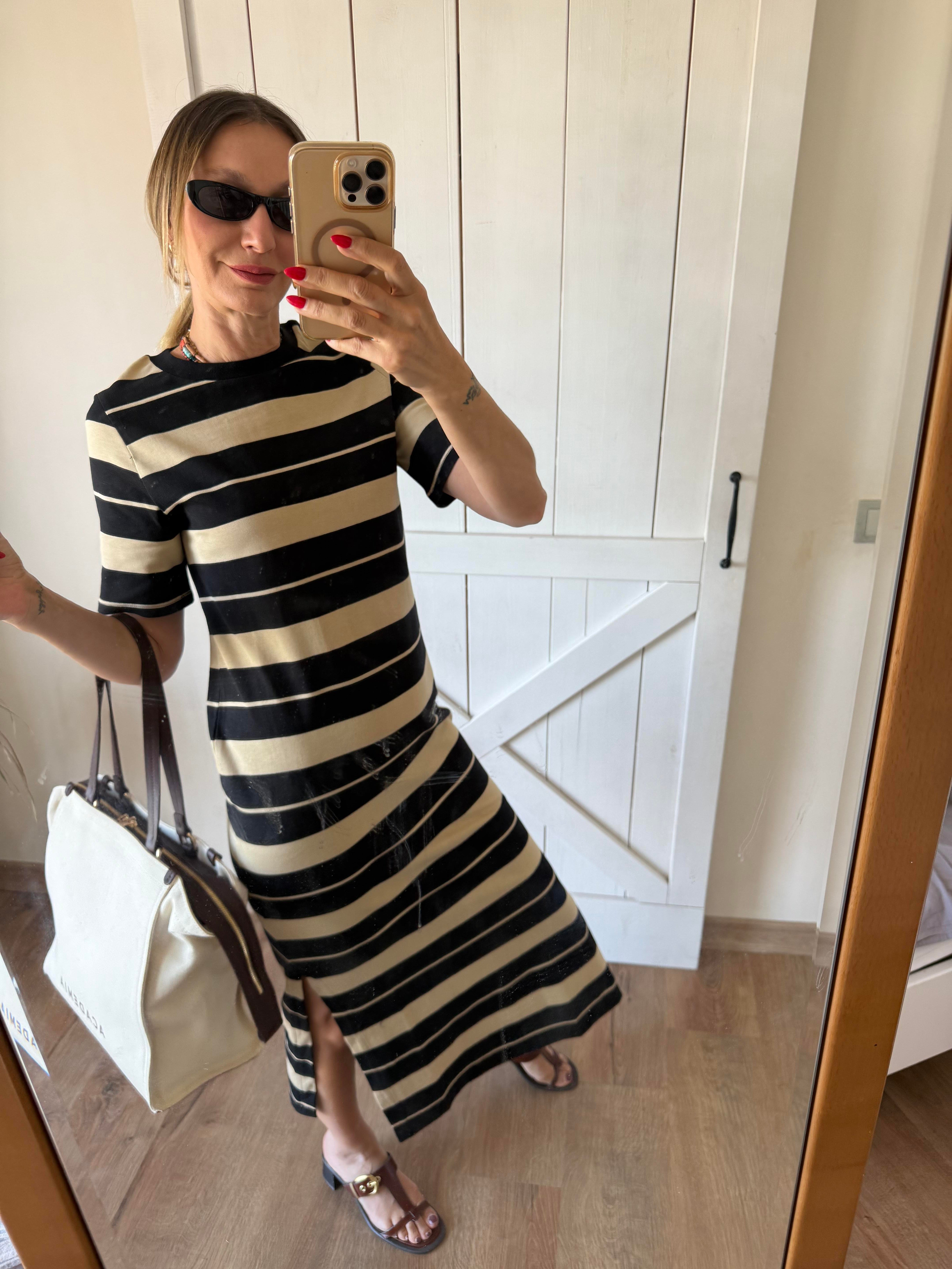 Kos Siyah-Vizon Çizgili Yan Yırtmaçlı Maxi Elbise