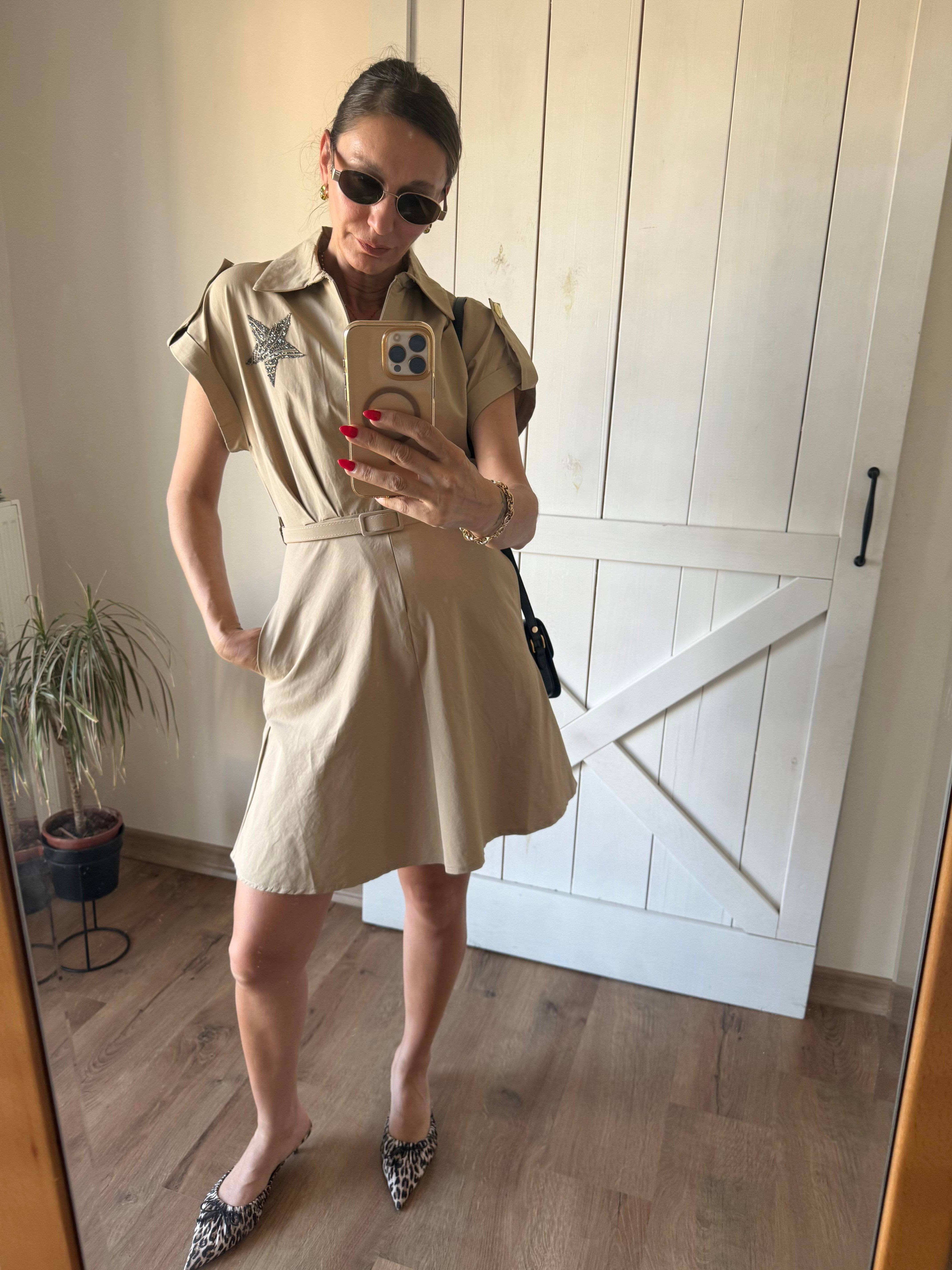 Kum Kemerli Star Elbise