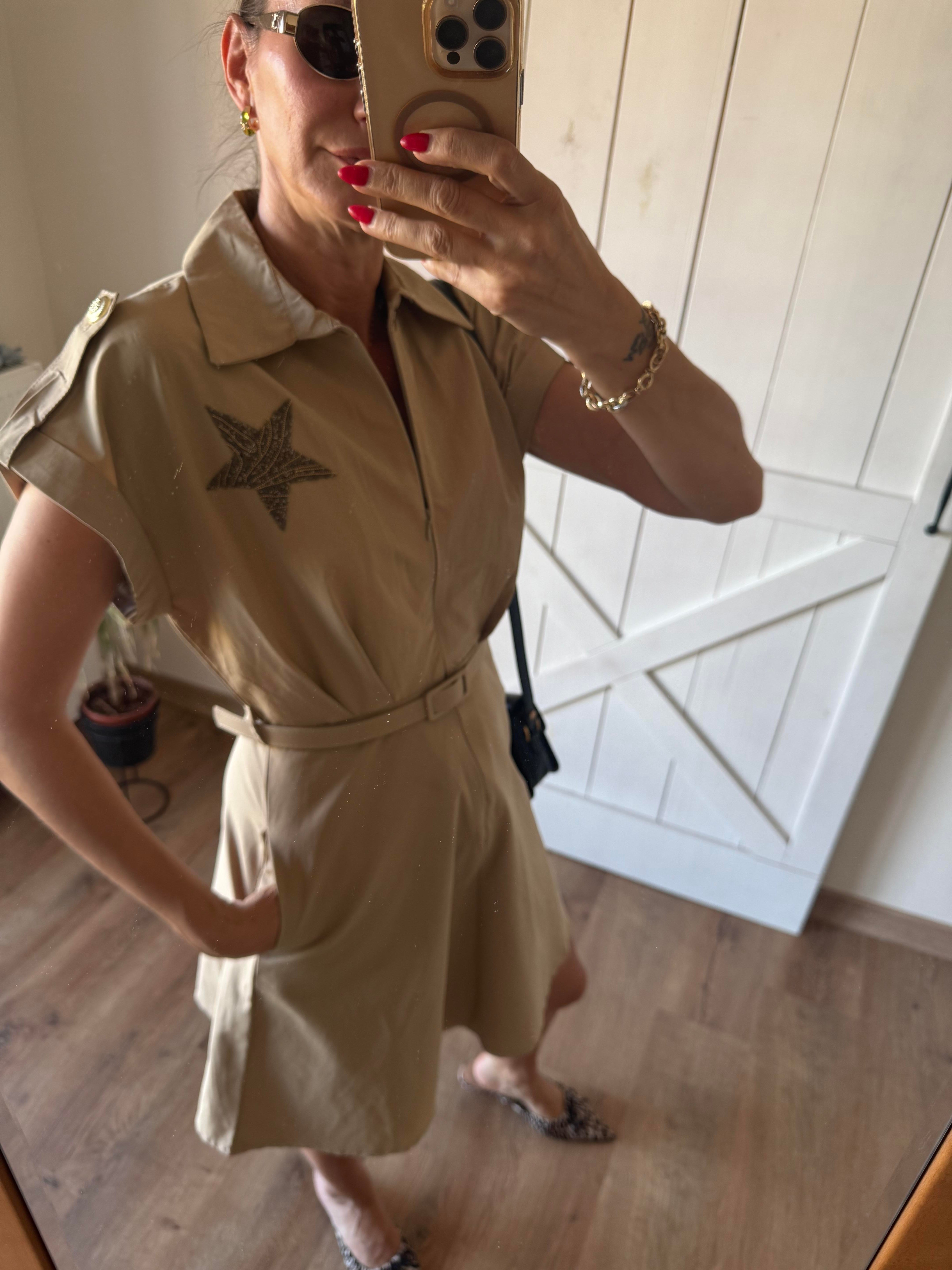 Kum Kemerli Star Elbise