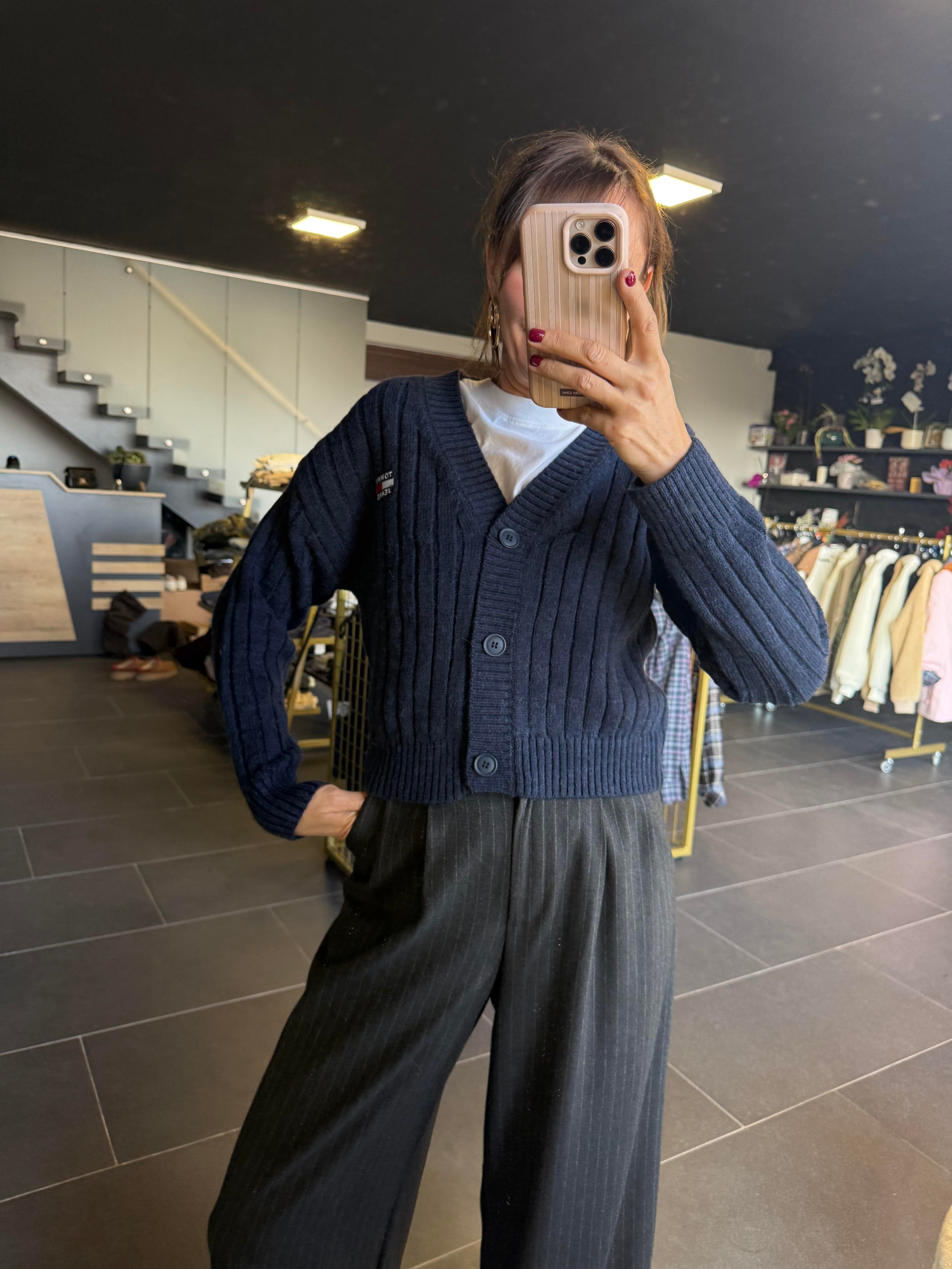 Lacivert Logolu Hırka