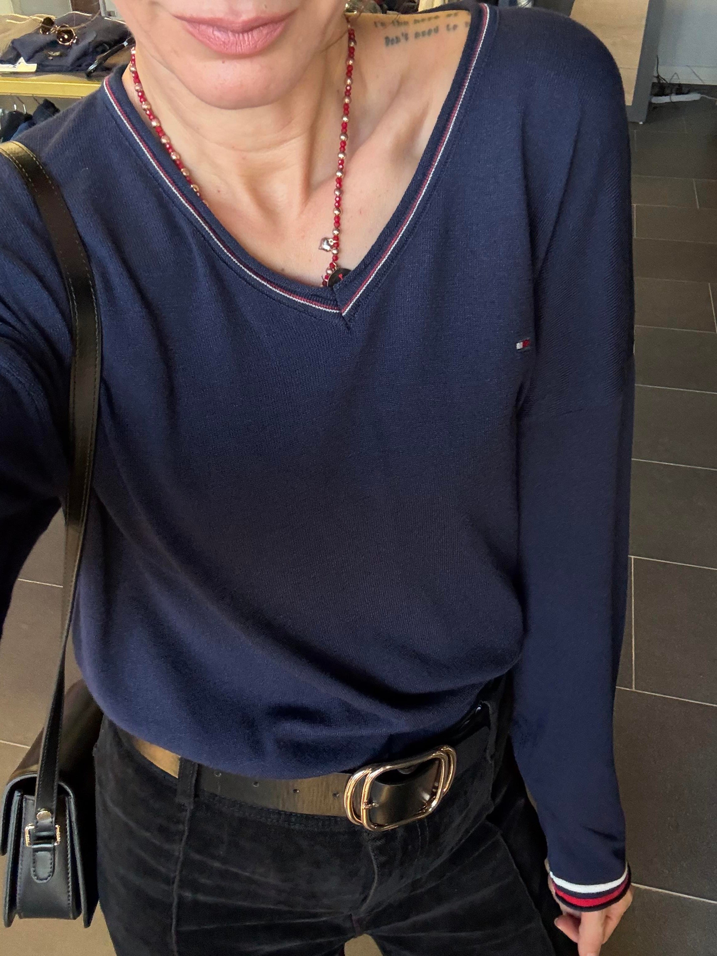 Lacivert V Yaka Şeritli Th Triko