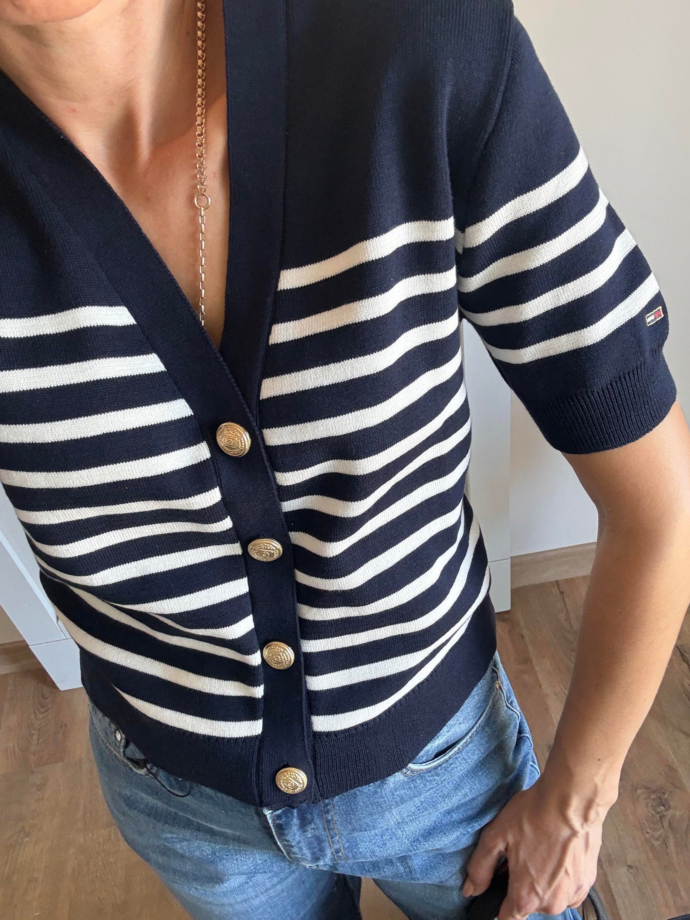 Laicvert Th Beyaz Çizgili Gold Düğmeli Hırka