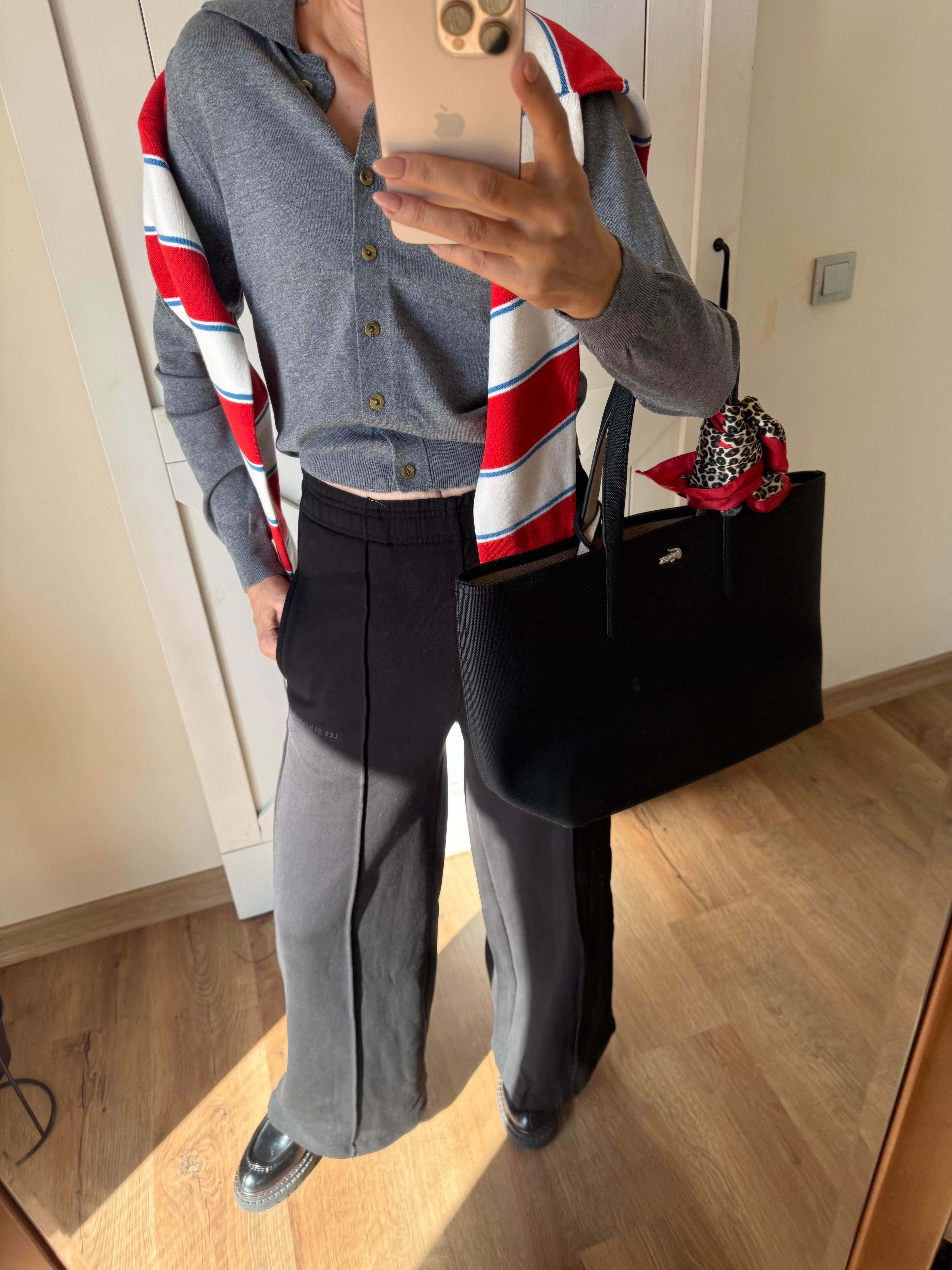 Lesli Siyah Boru Paça Eşofman Altı