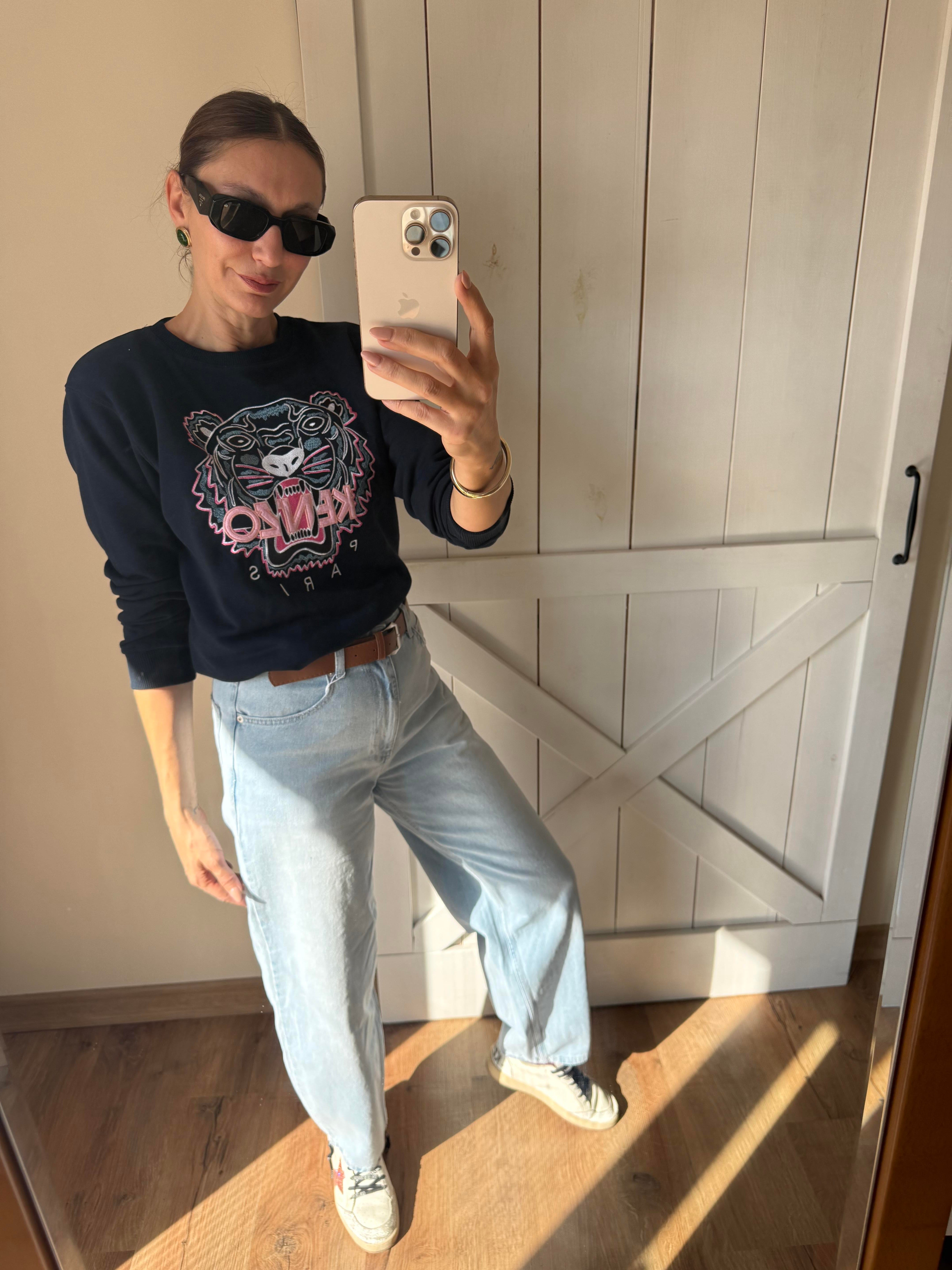 Luxury Lino Laci Sweatshirt