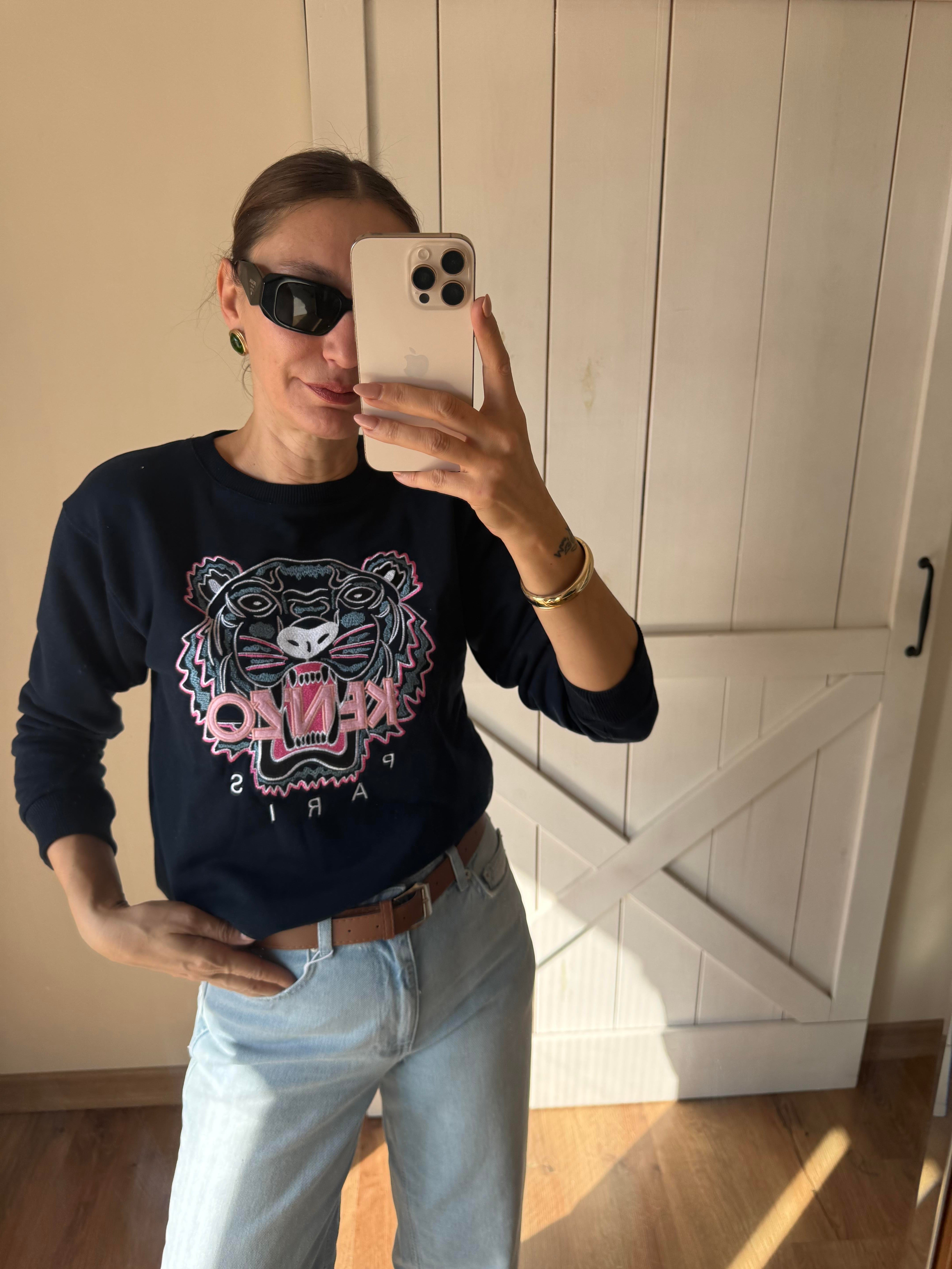 Luxury Lino Laci Sweatshirt