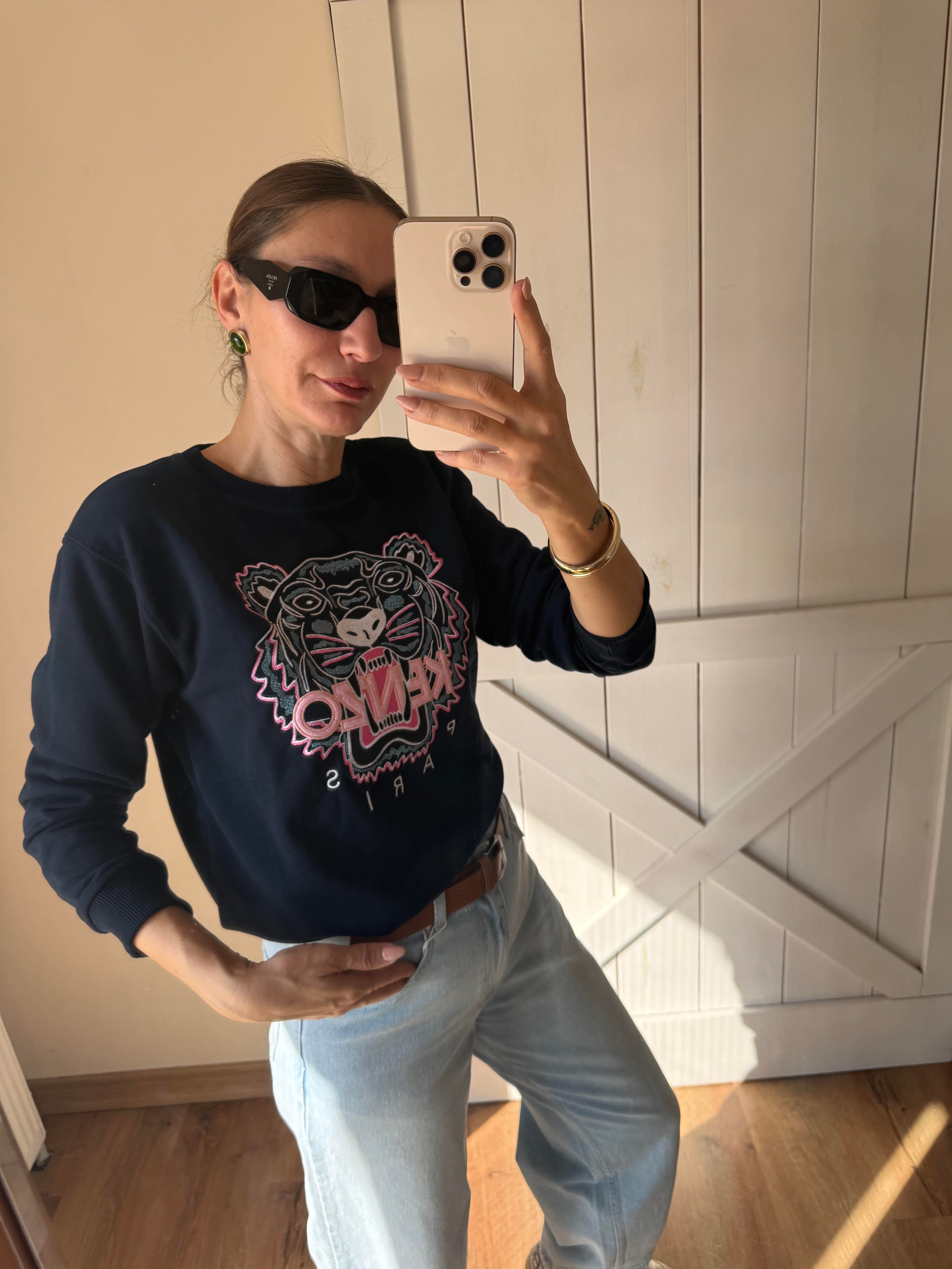 Luxury Lino Laci Sweatshirt