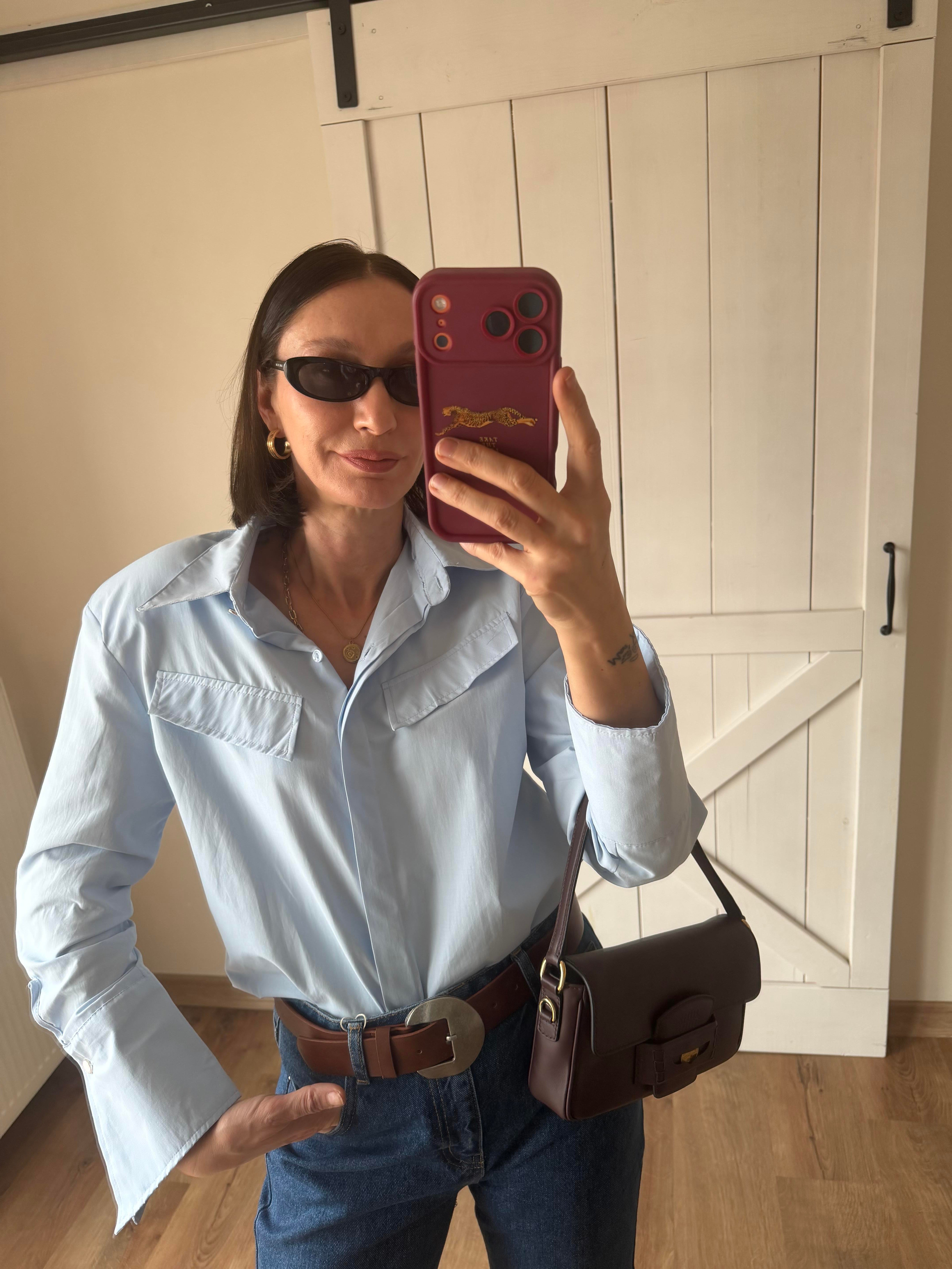 Marka Model Bebekl Mavi Göğüs Bilek Detaylı Gömlek