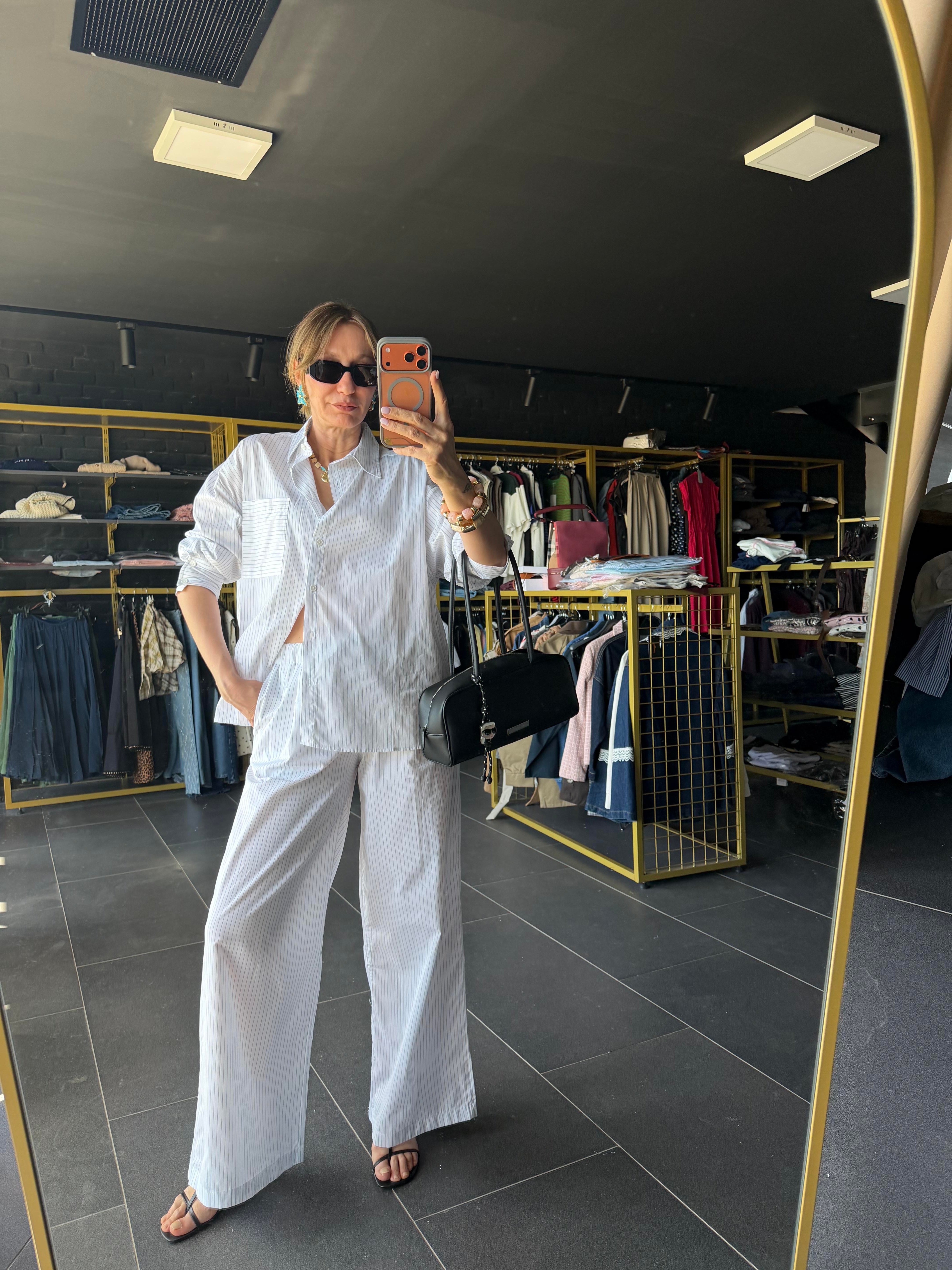 Marka Model Çizgili Gömlek Pantolon Takım