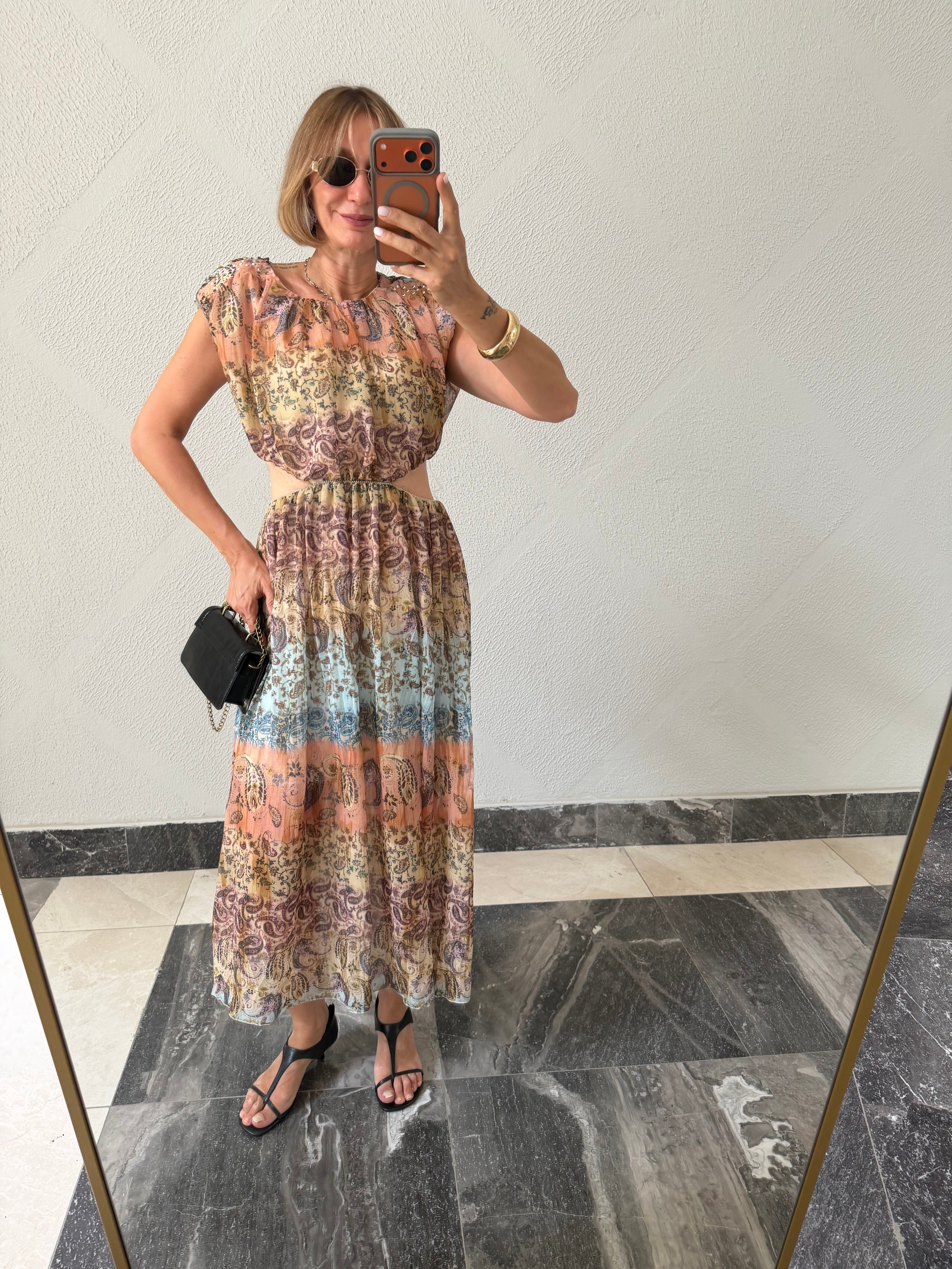 Marka Model Etnik Desen Cutout Yandan Dekolteli Elbise