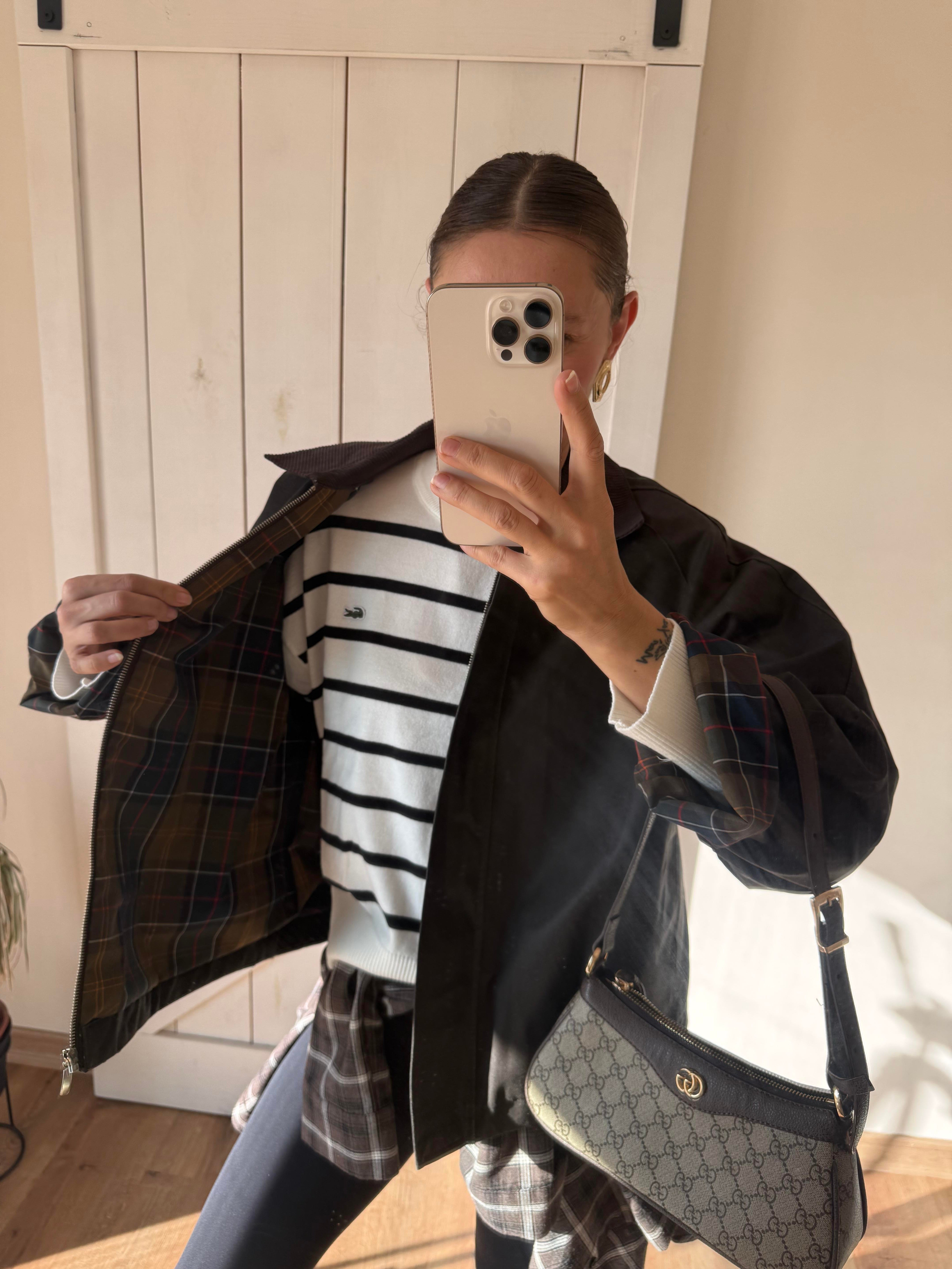 Marka Model İçi Ekoseli Yağlı Kumaş Haki Parka