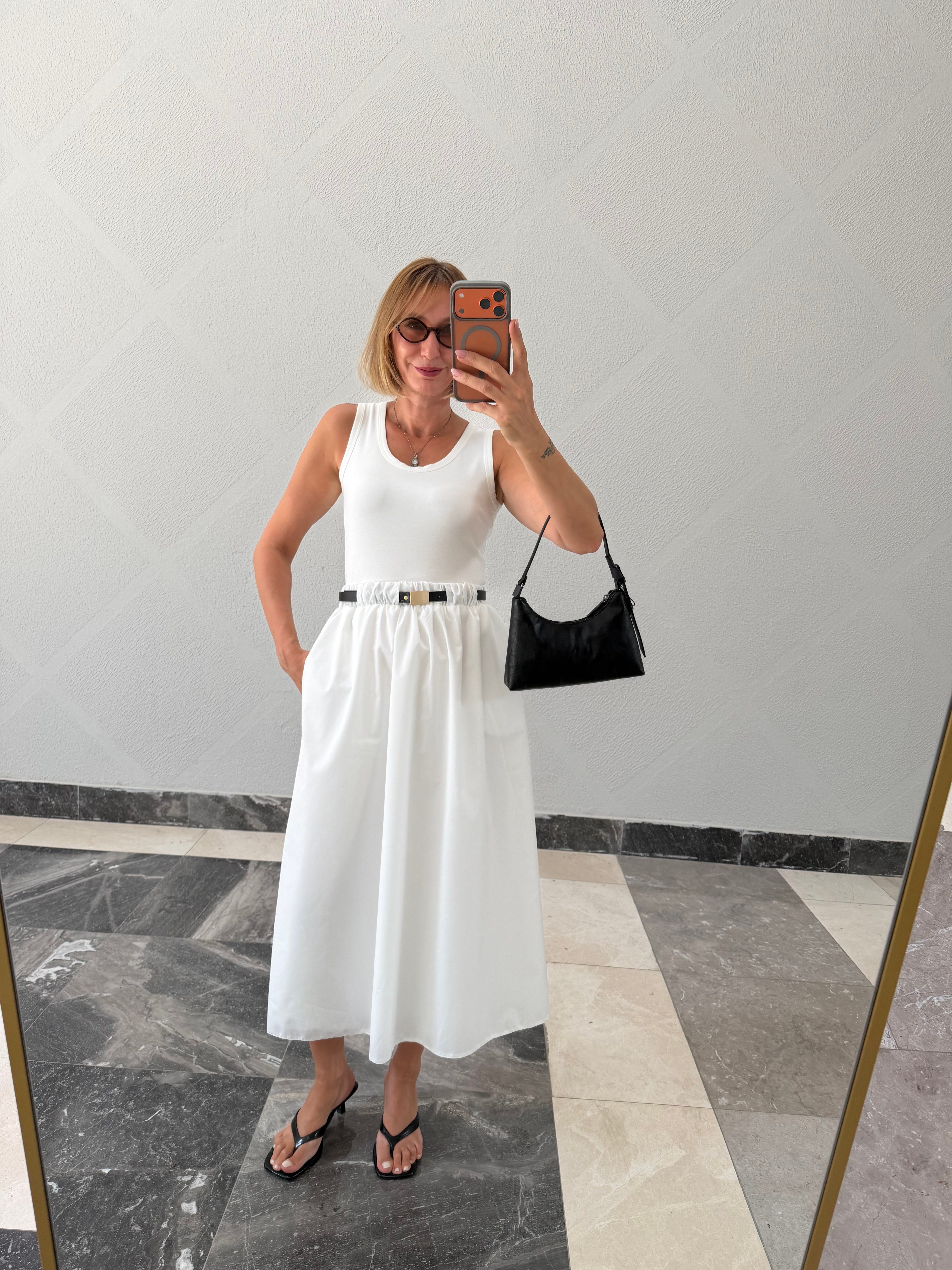 Marka Model Kemerli Beyaz Elbise