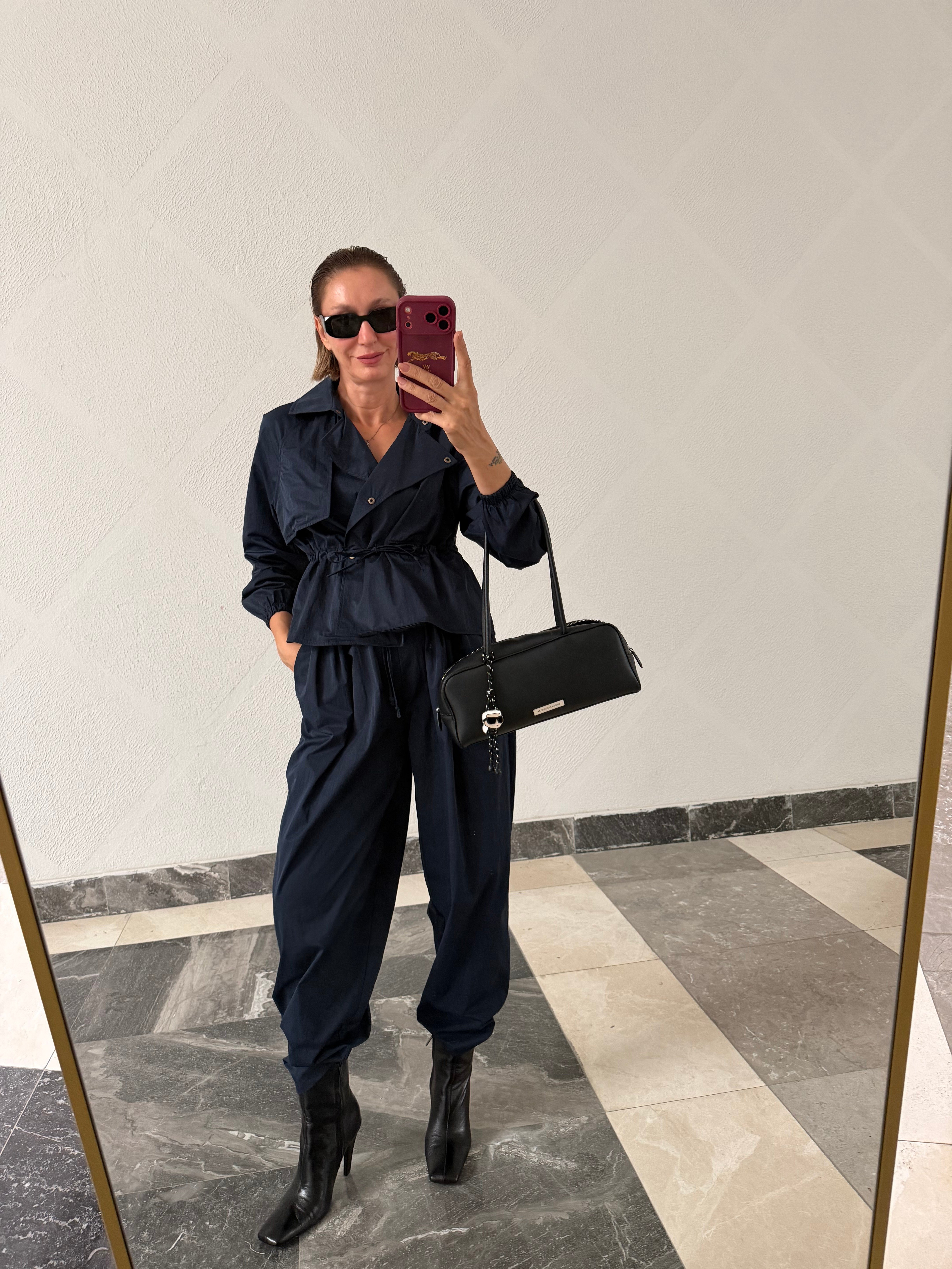 Marka Model Lacivert Beli Lastikli Üst Alt Takım