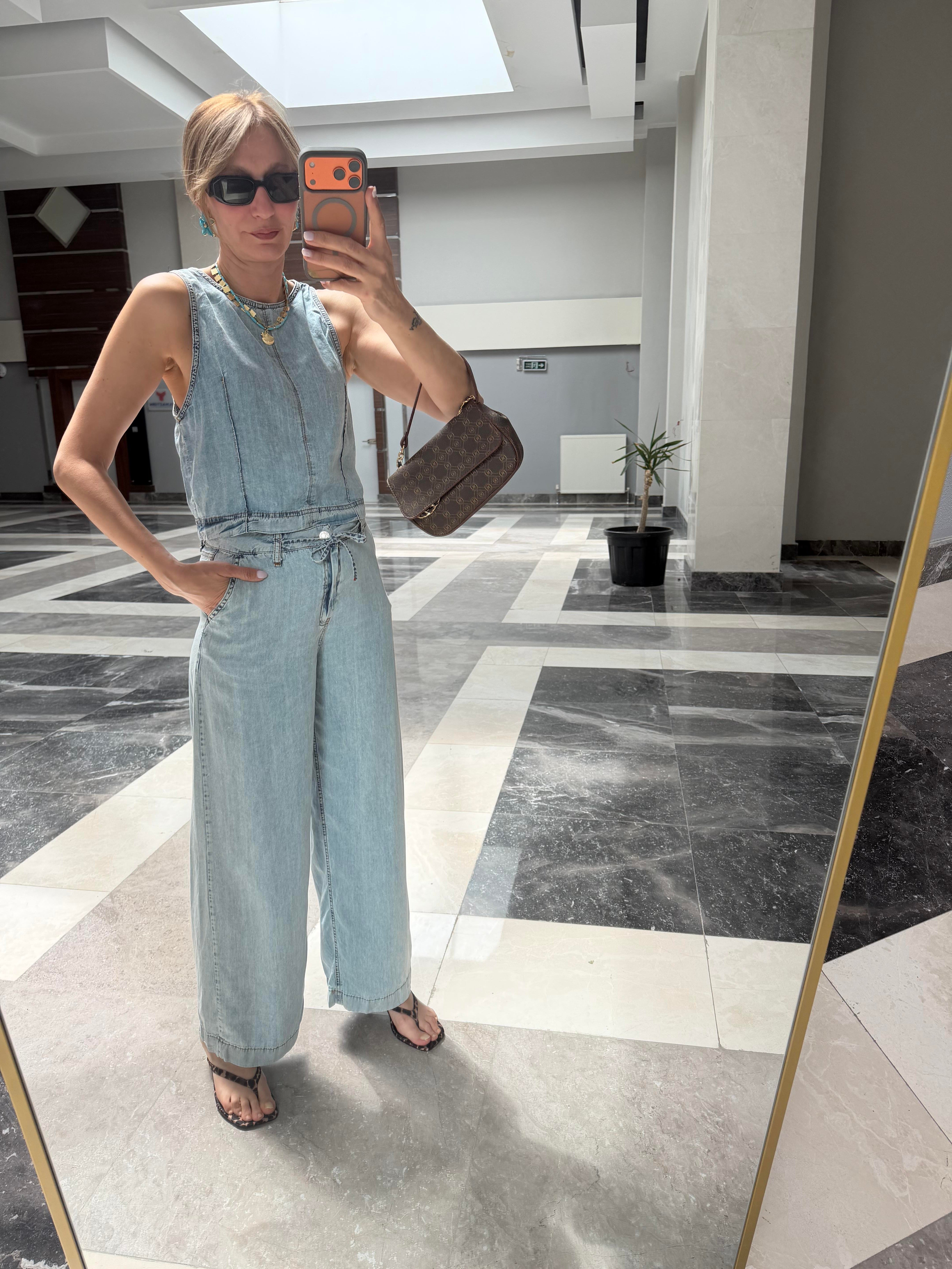 Marka Model Tensel Pantolon Bluz Takım