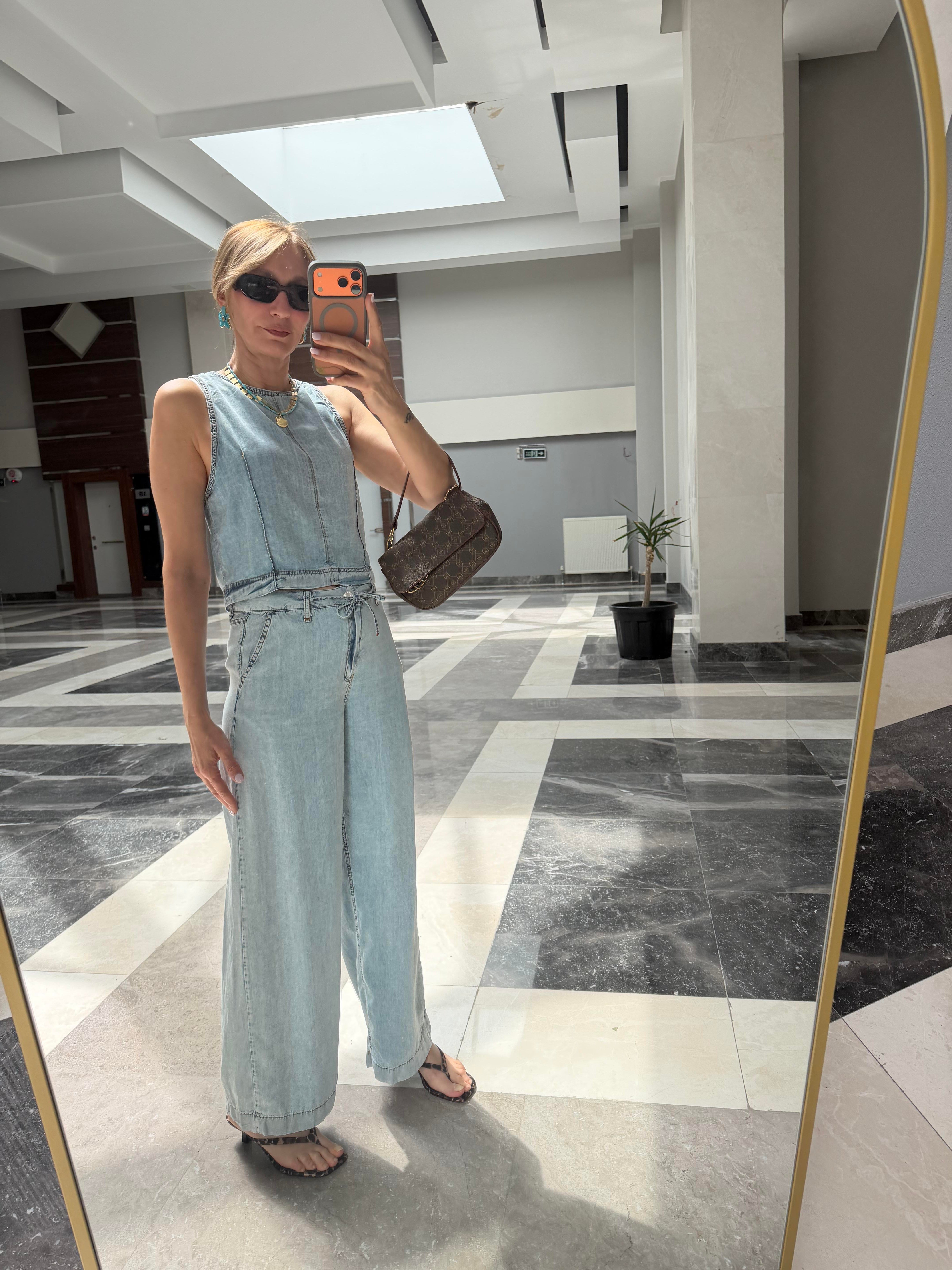 Marka Model Tensel Pantolon Bluz Takım