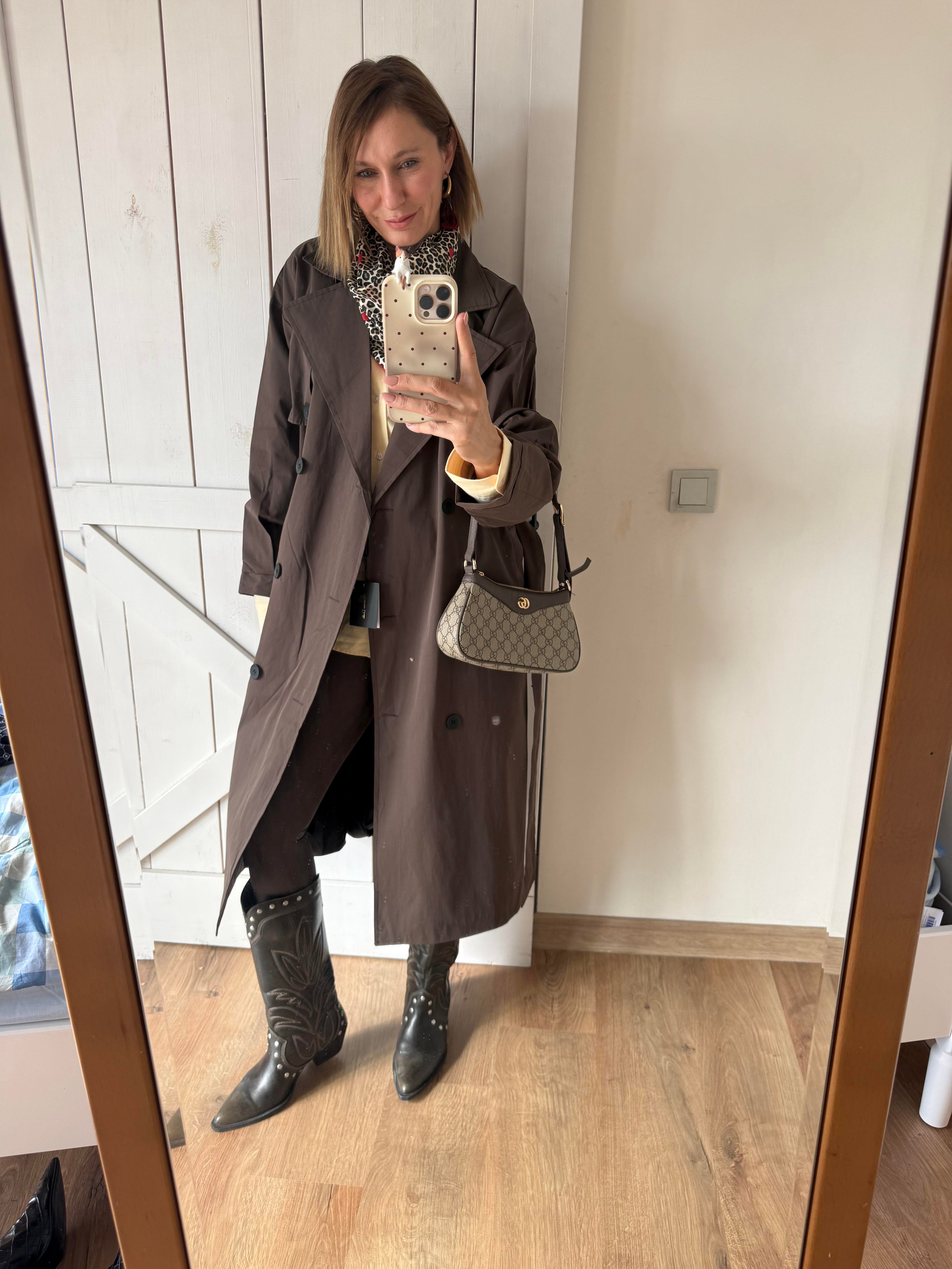 Massi Kahve Pelerin Detaylı Kuşaklı Maxi Boy Trençkot