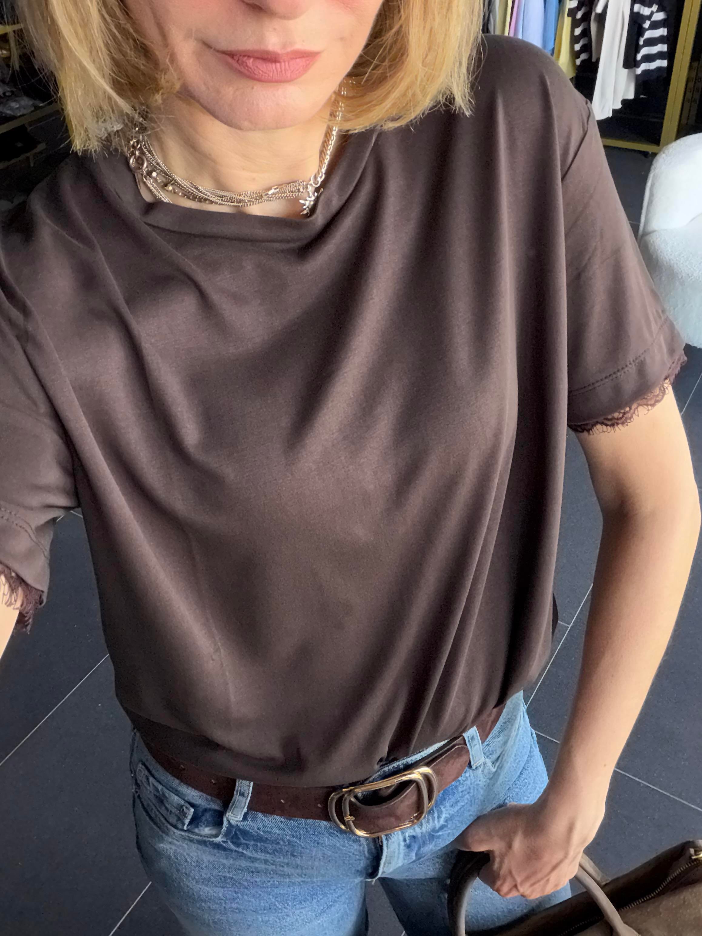 Massi Kol Dantel Detaylı Kahve Tshirt