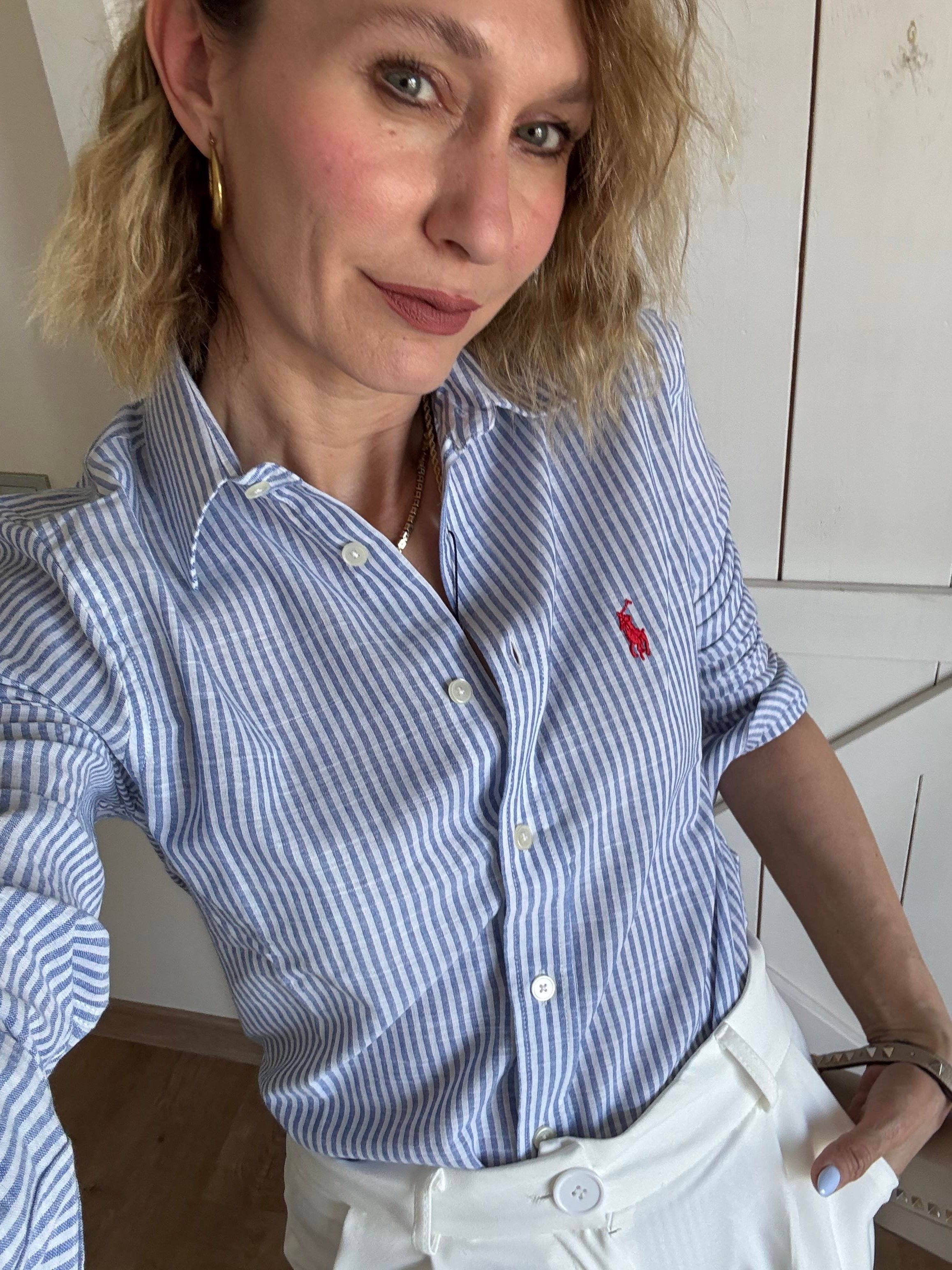 Mavi Çizgili Gömlek