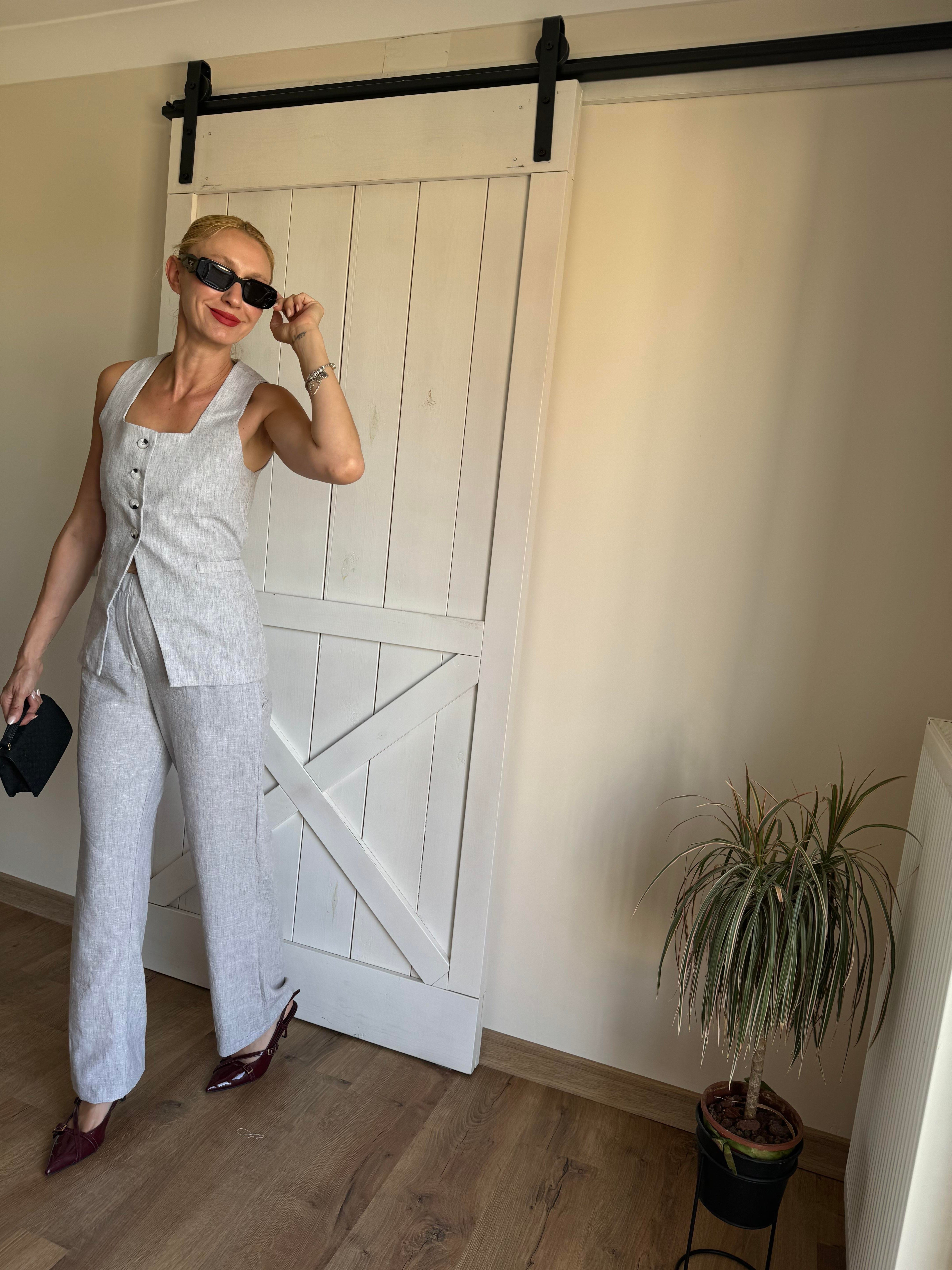 Md Açık Gri Yelekli Keten Takım 4 Düğmeli