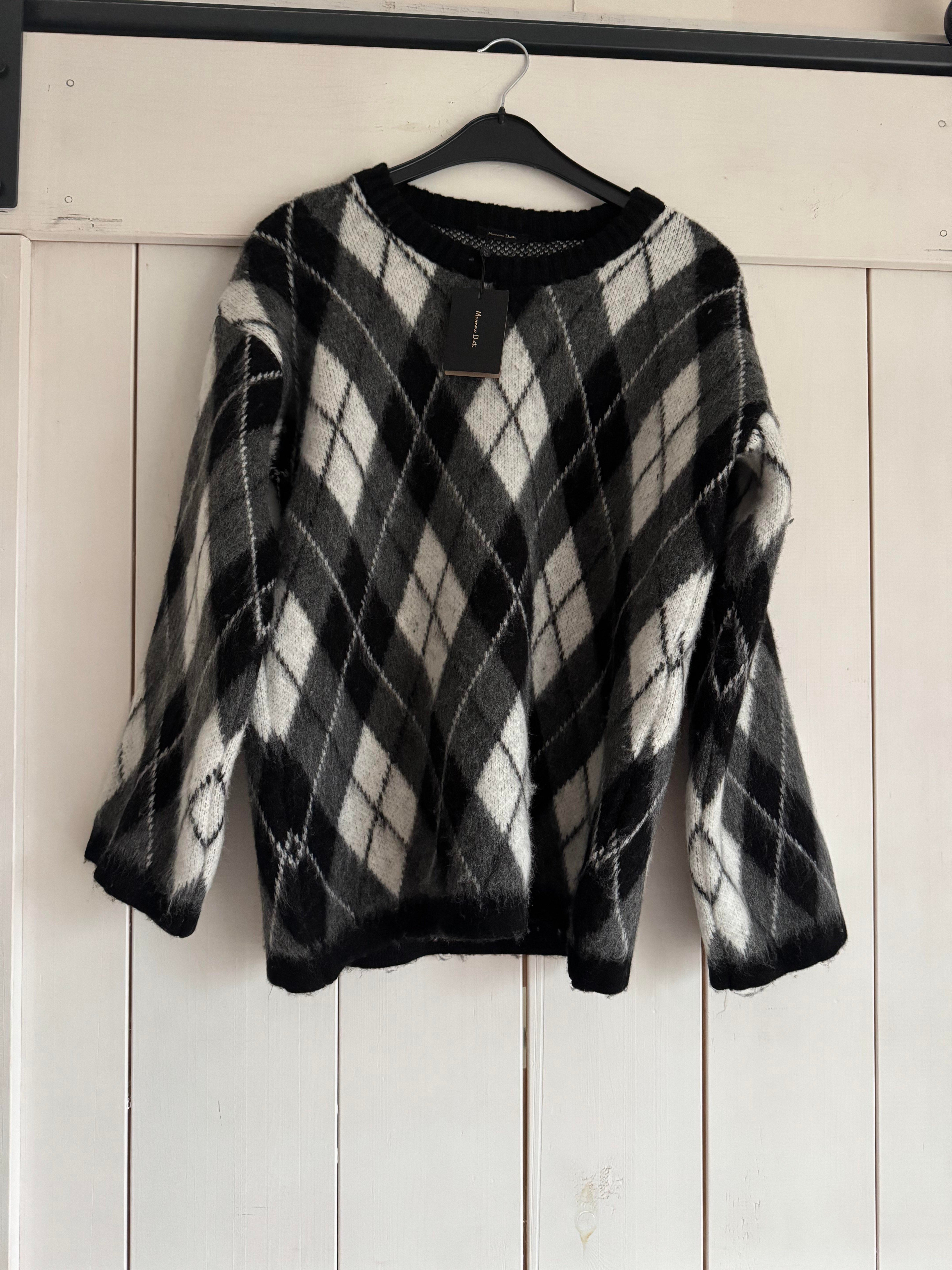 Md Baklava Dilimli Siyah Beyaz