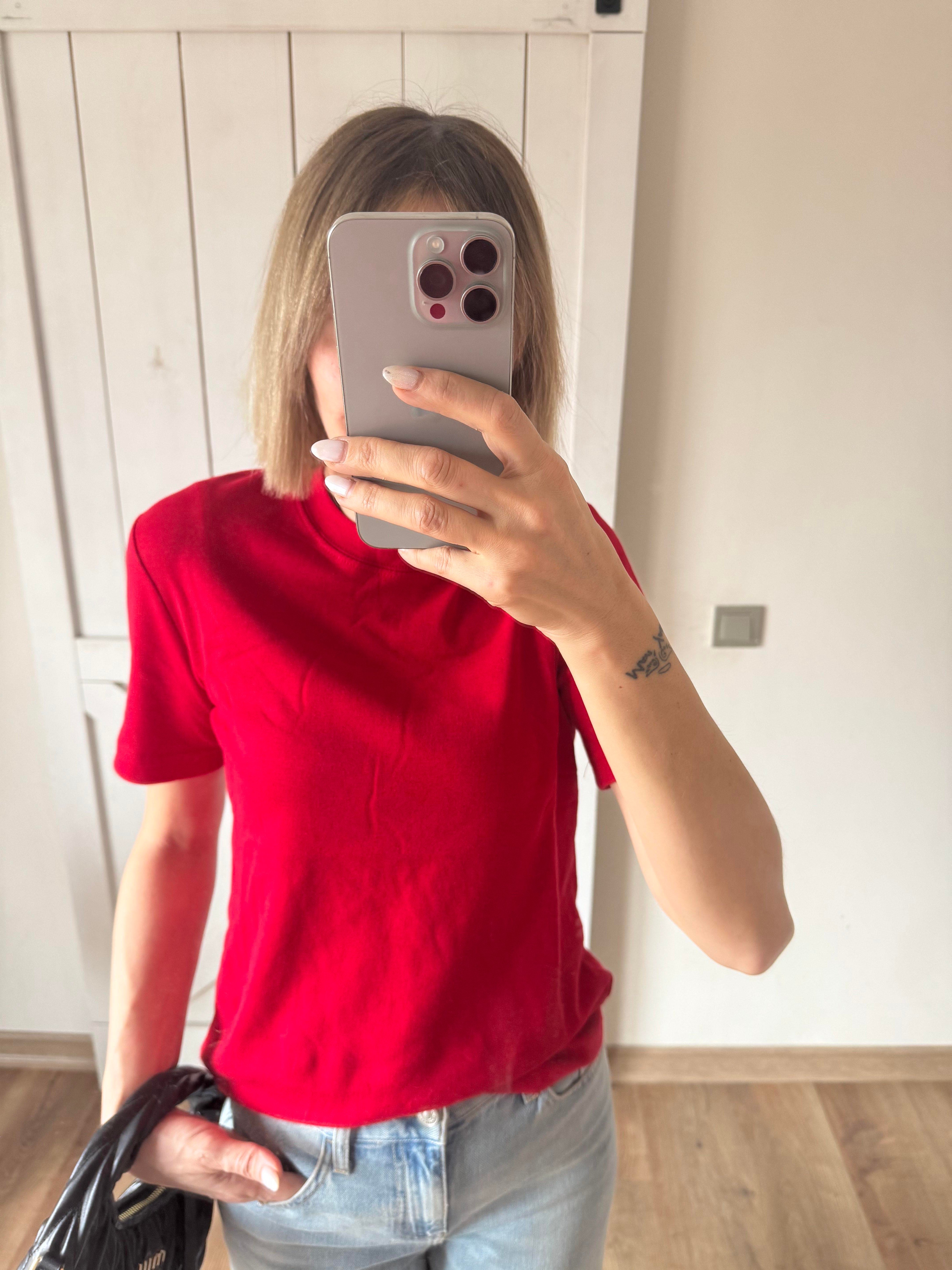 Md Basic Red Tshirt