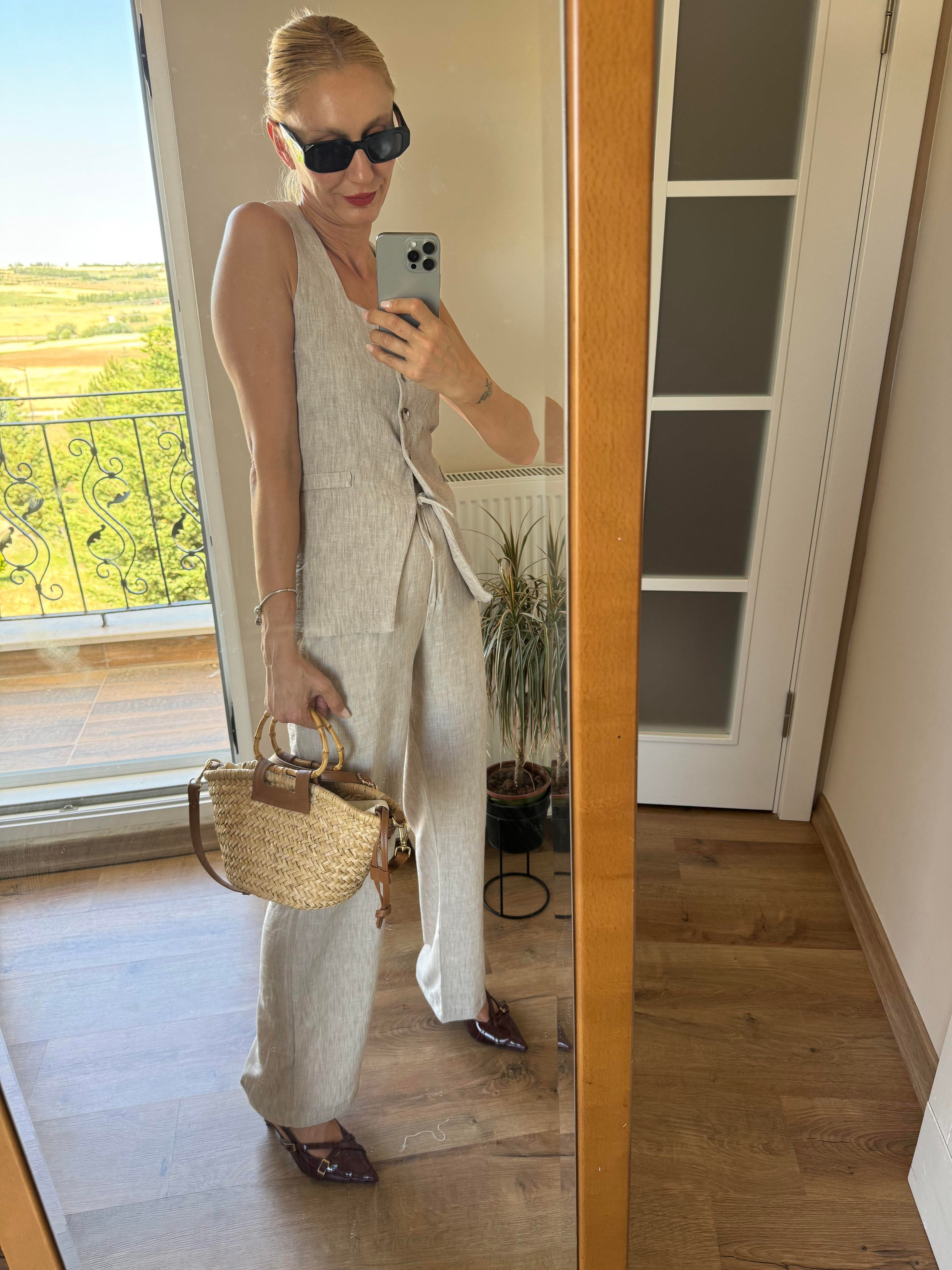 Md Ekru Yelekli Keten Takım 4 Düğmeli