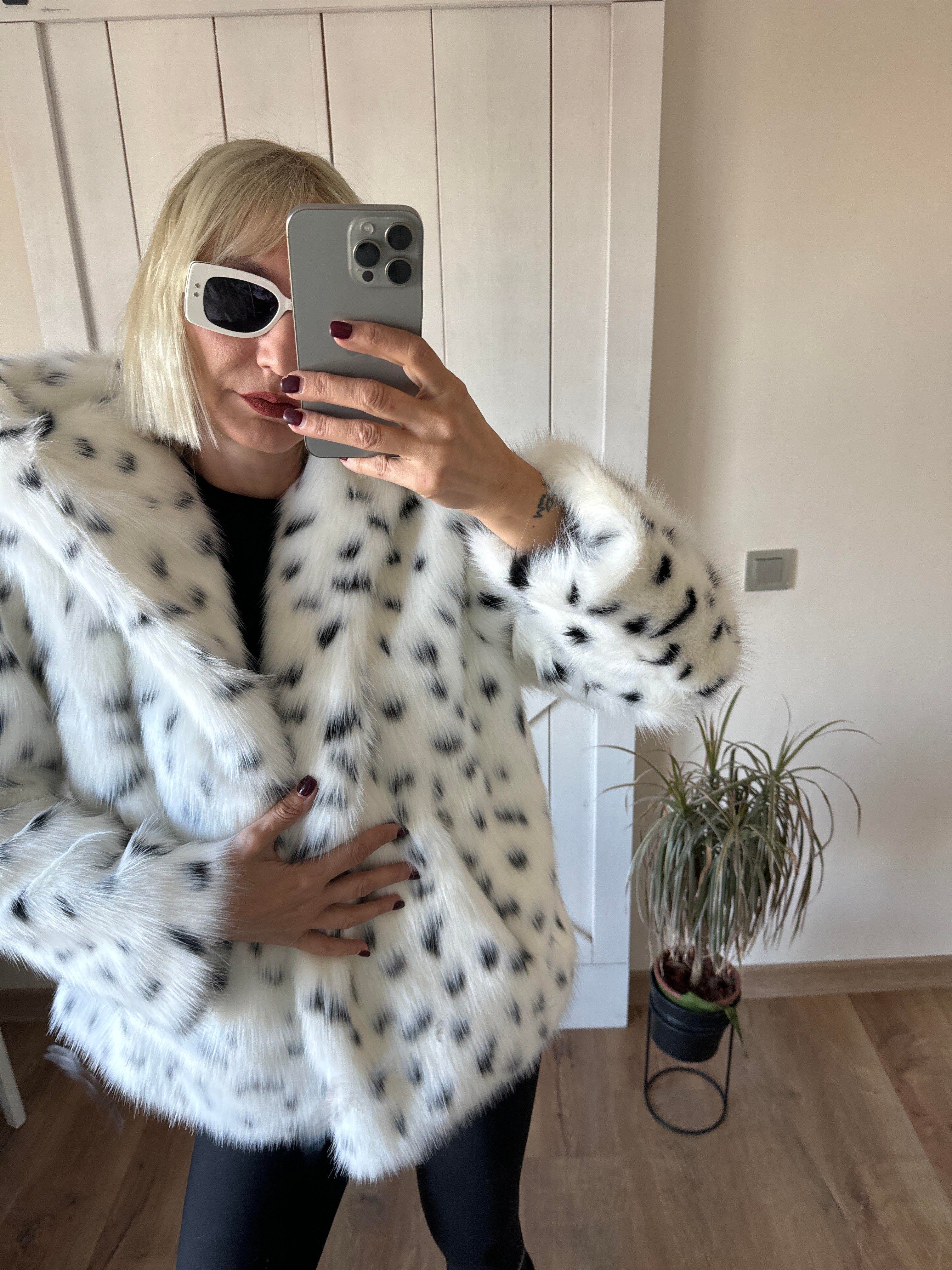 Md Kapüşonlu Kürk