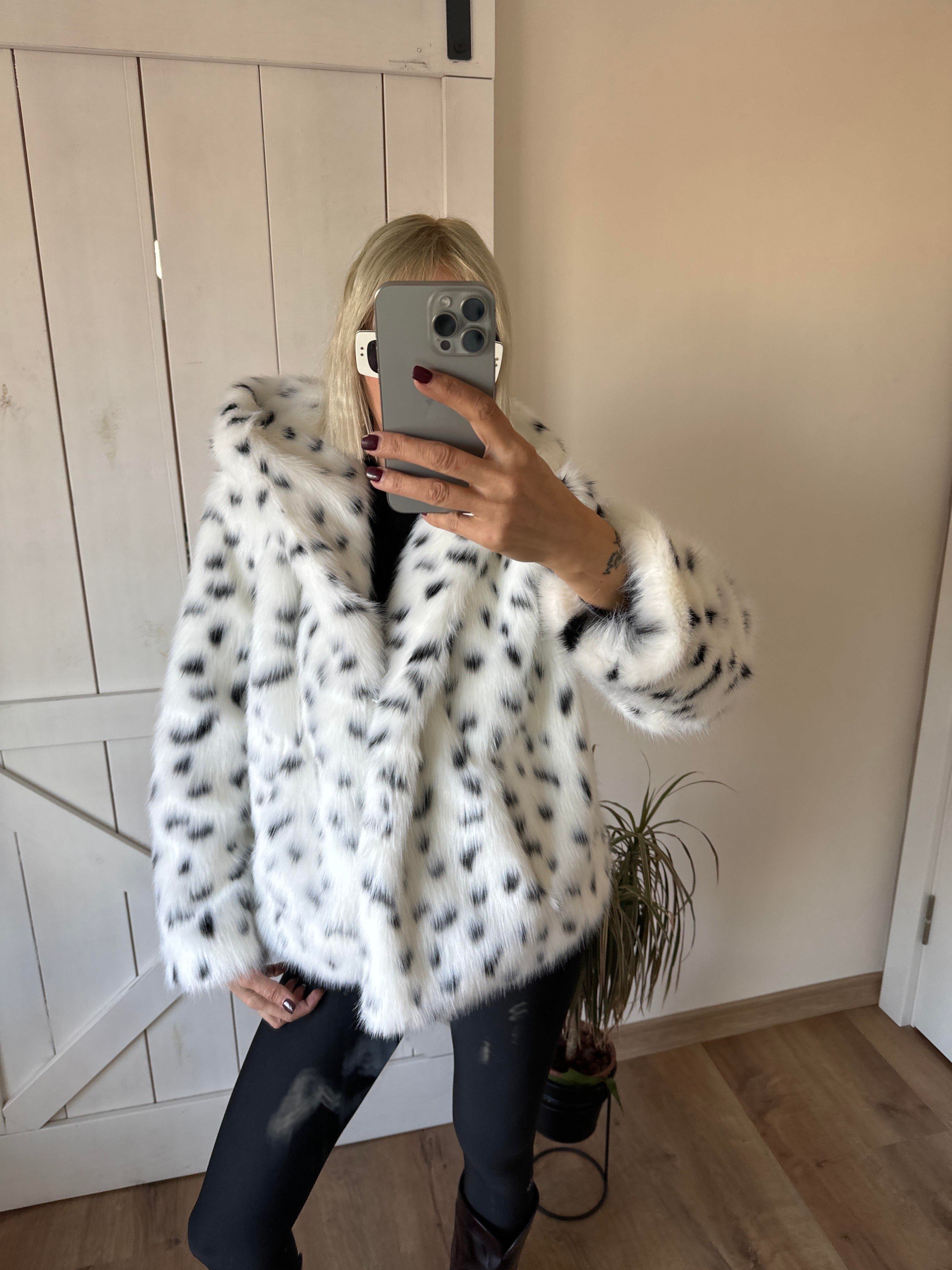 Md Kapüşonlu Kürk