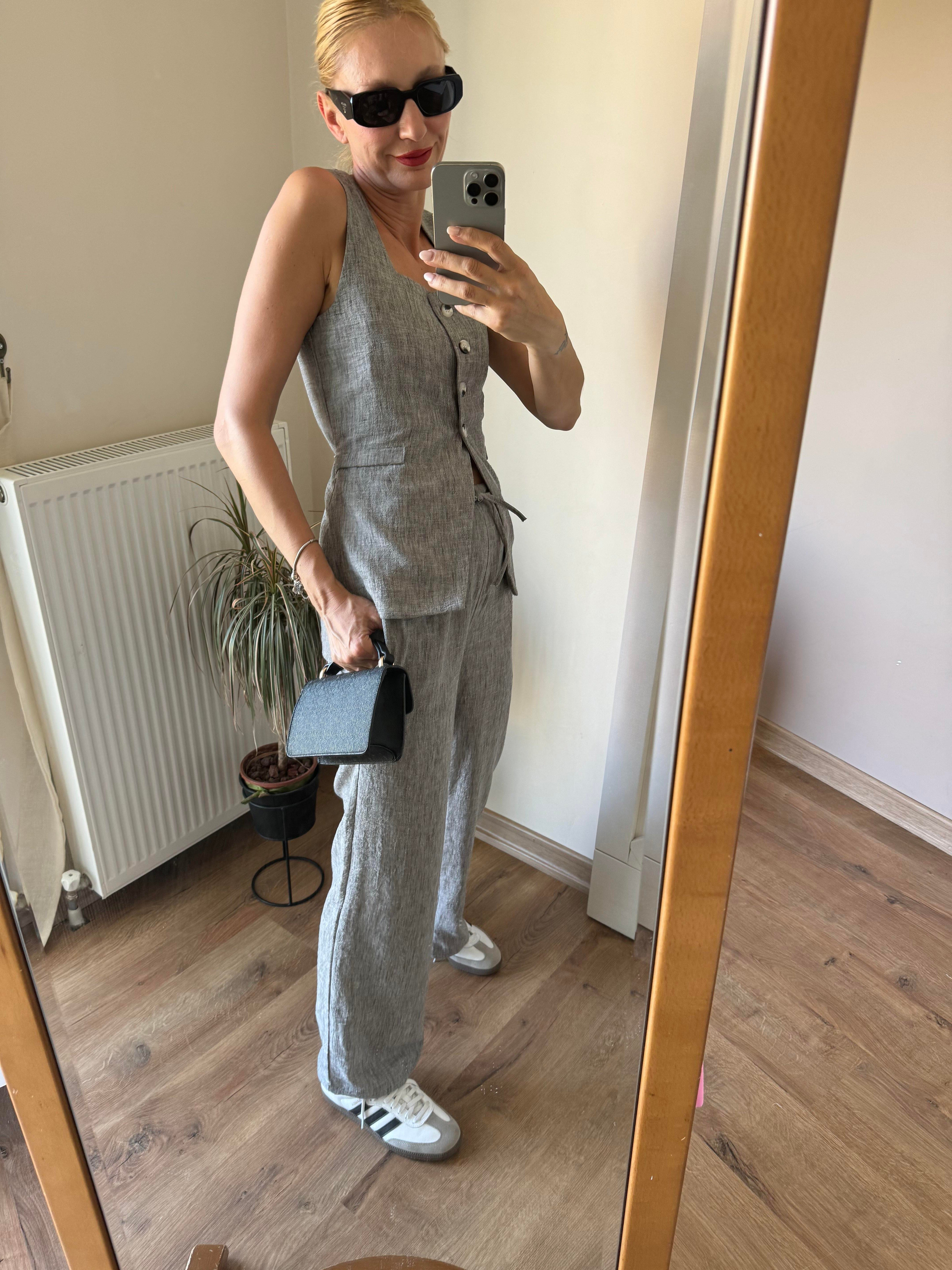 Md Koyu Gri Yelekli Keten Takım 4 Düğmeli