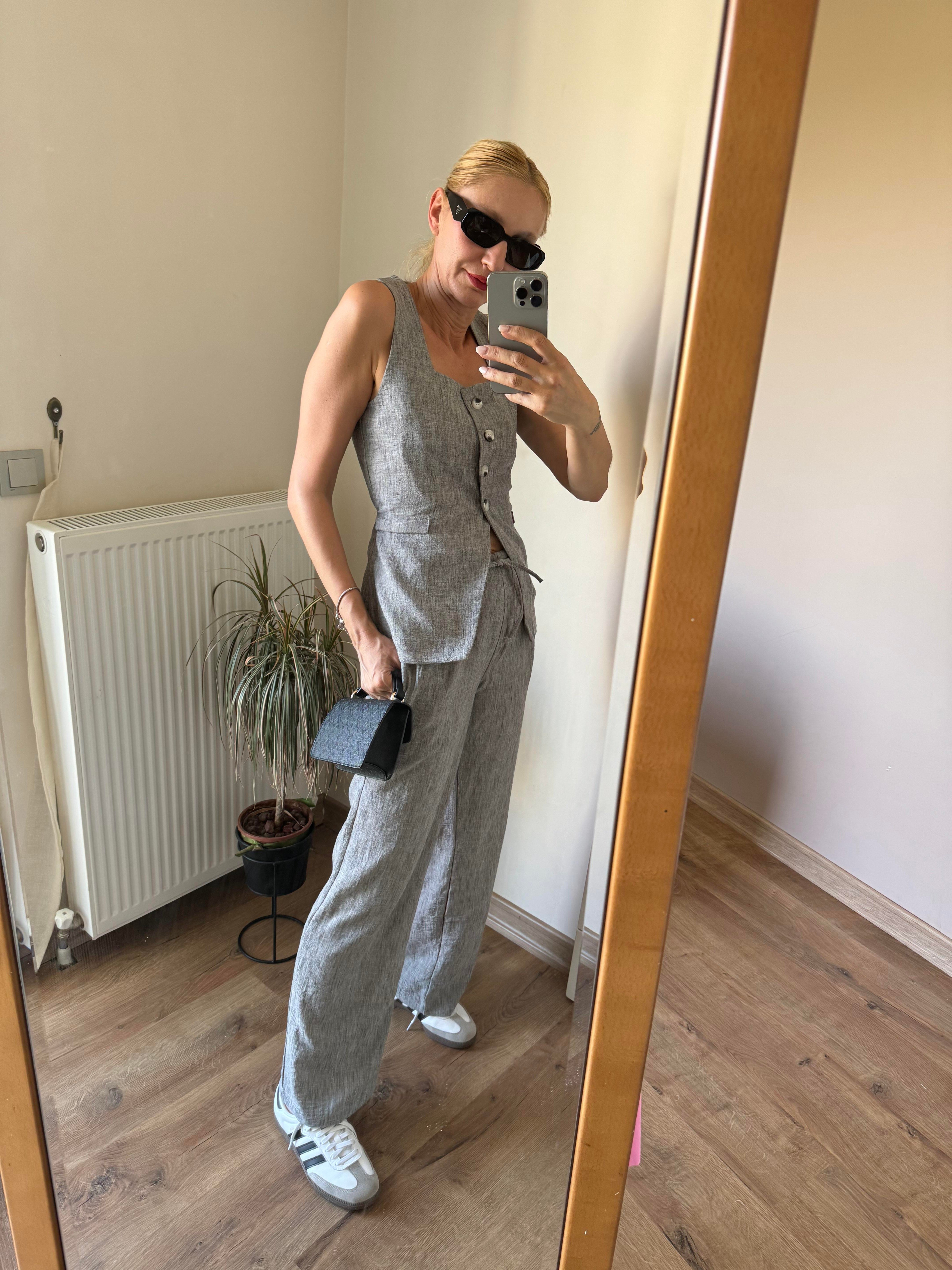 Md Koyu Gri Yelekli Keten Takım 4 Düğmeli