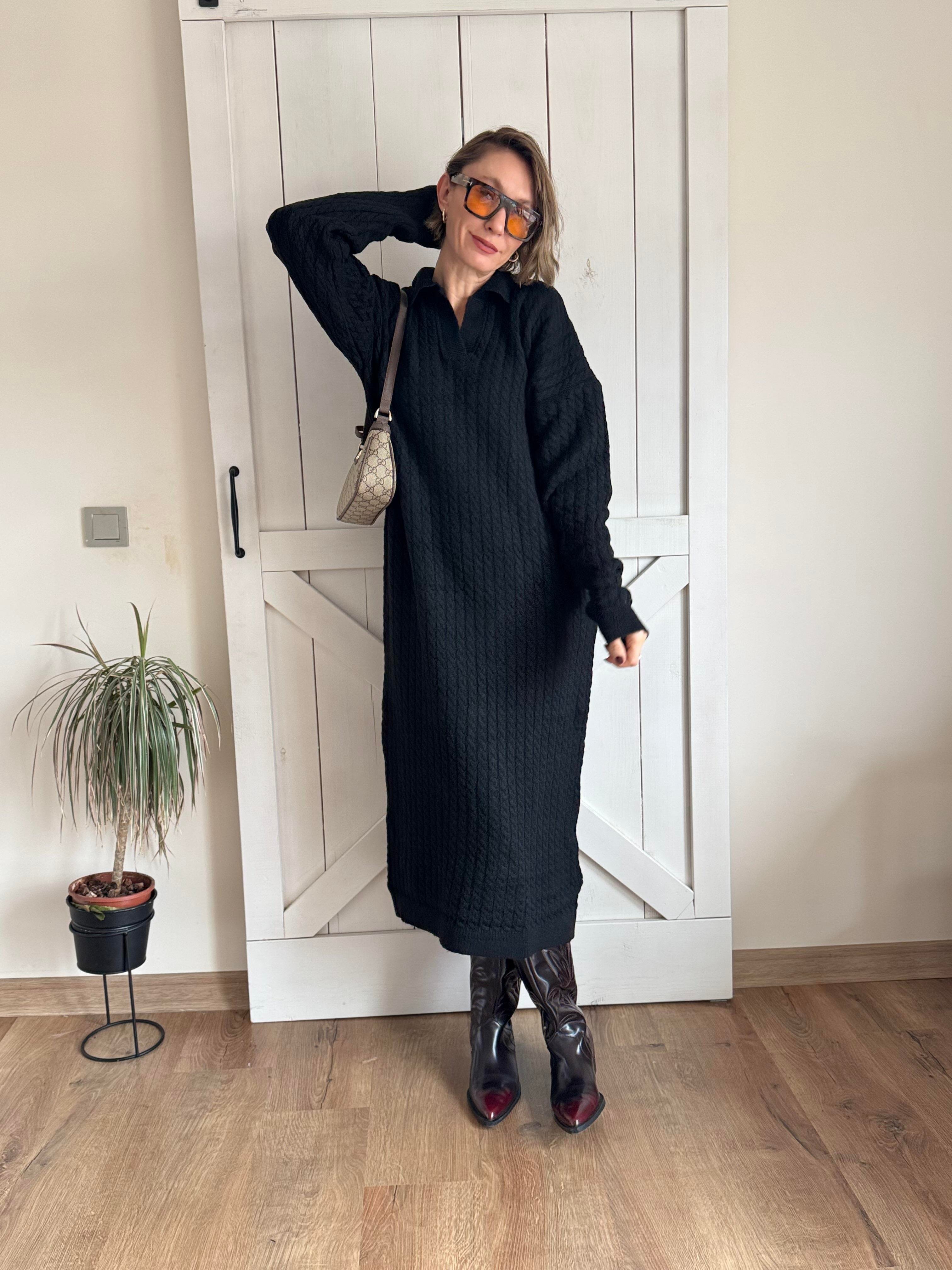 Md Siyah Polo Yaka Elbise